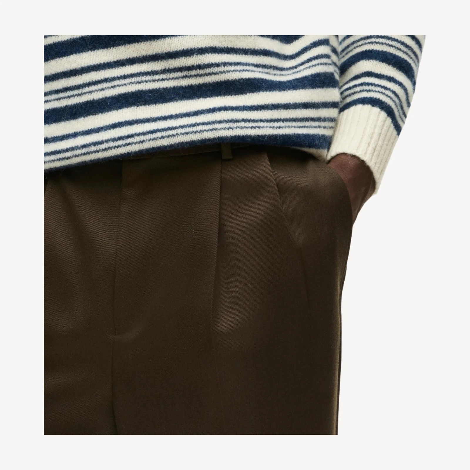 Relaxed-fit double-pleated trouser in Italian wool cavalry twill