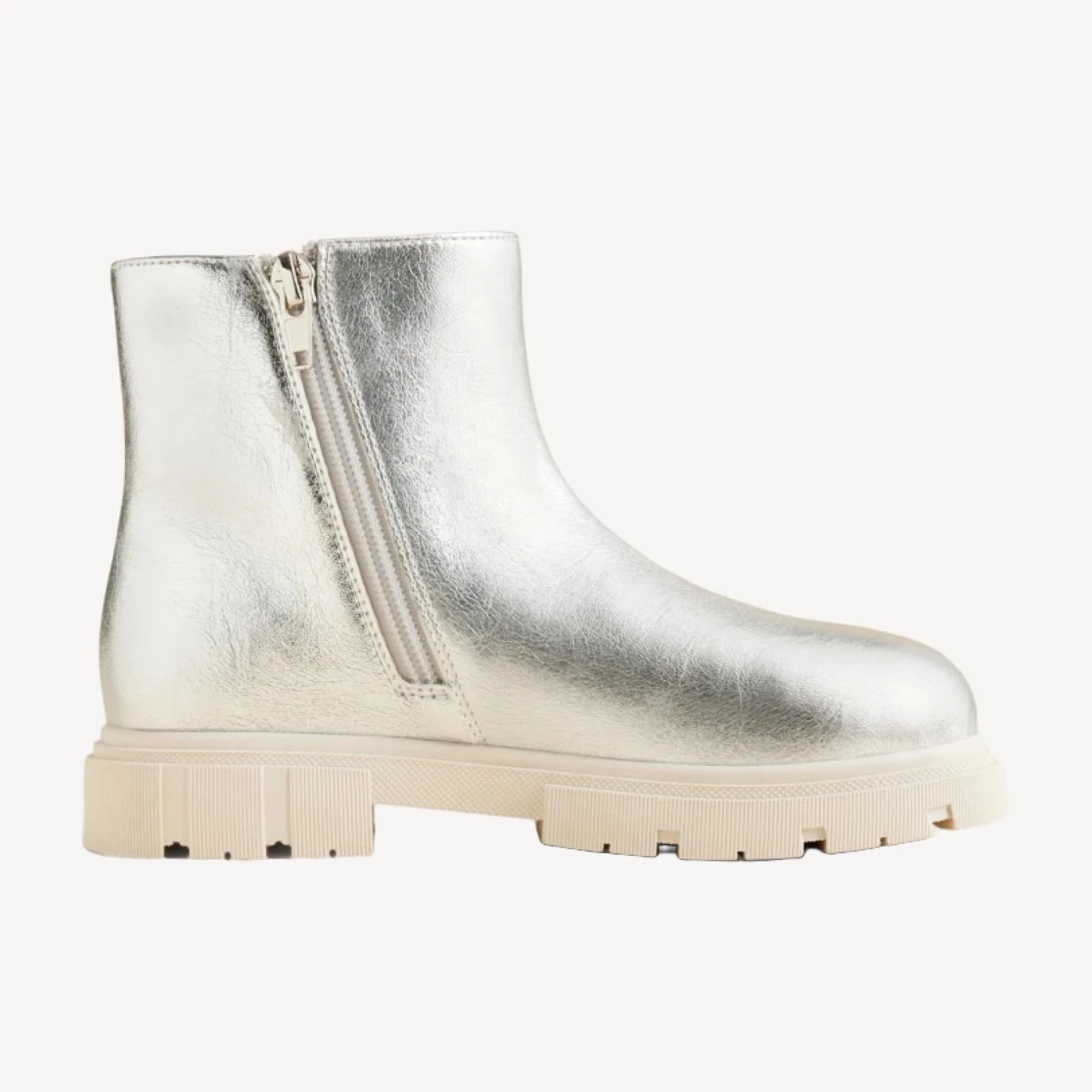 Girls' lug-sole boots in metallic