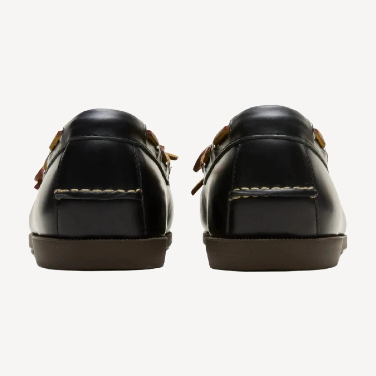 Lake shoes in smooth leather
