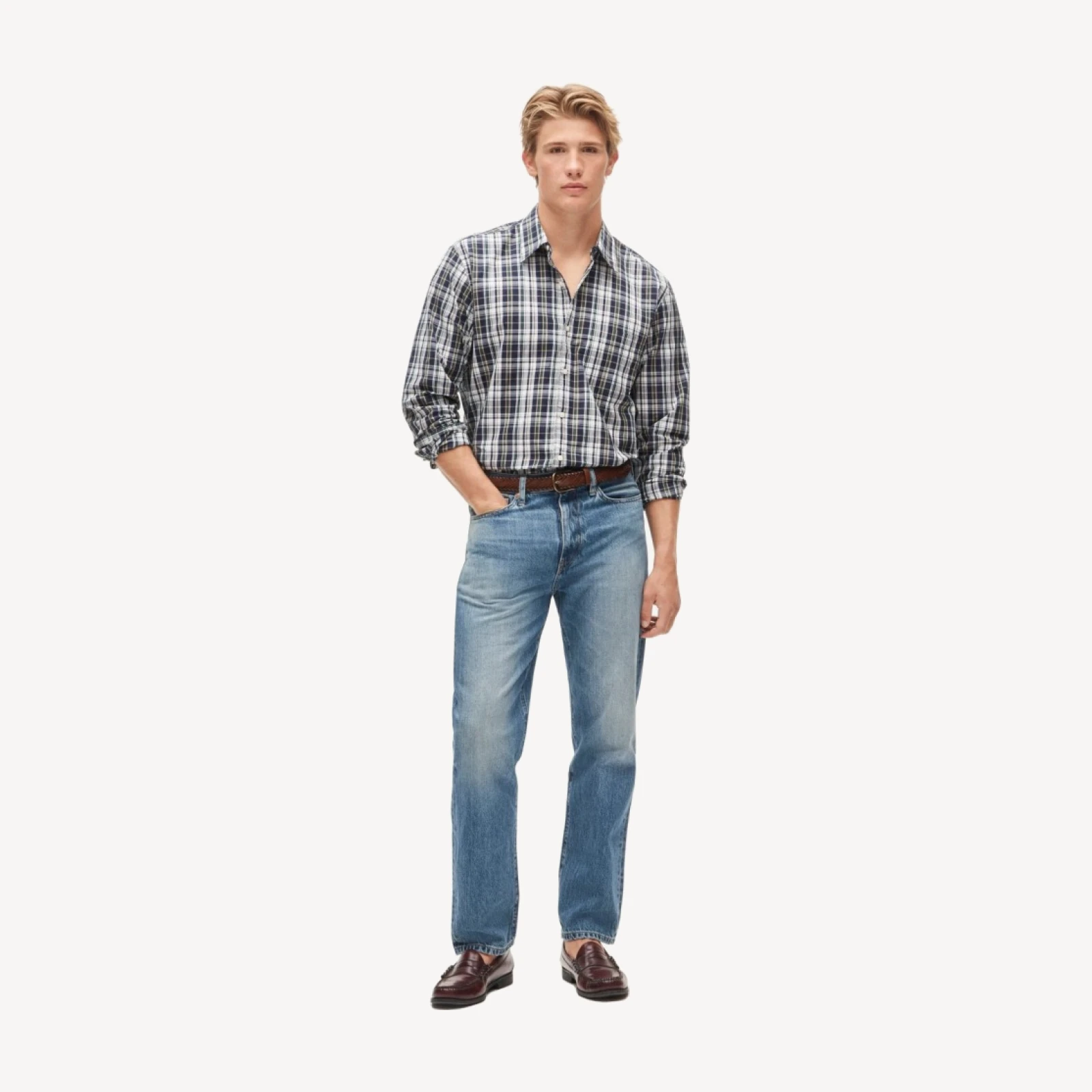 Classic Straight jean in Ivy medium wash