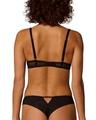 Simone Perele Idole Tanga