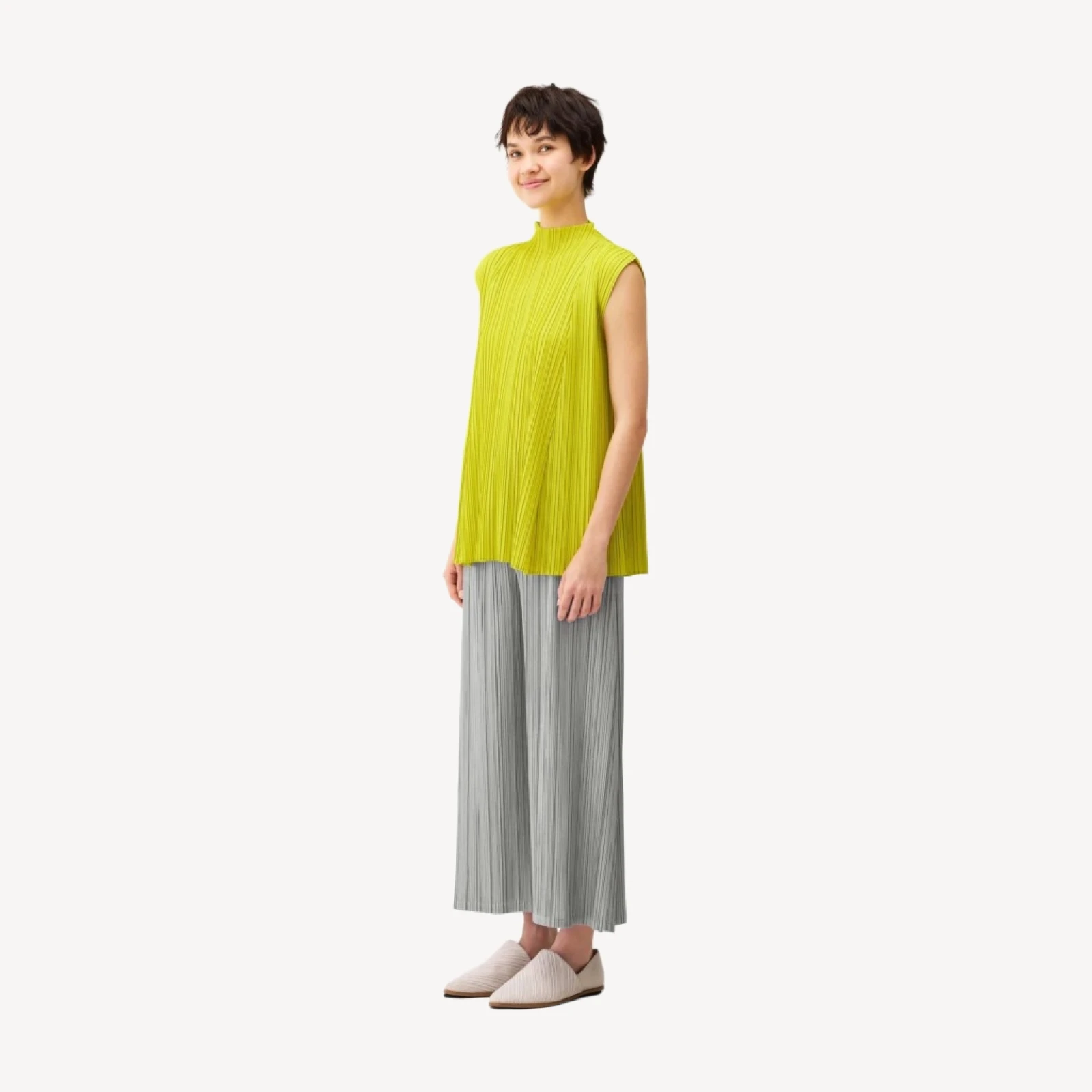 MELLOW PLEATS