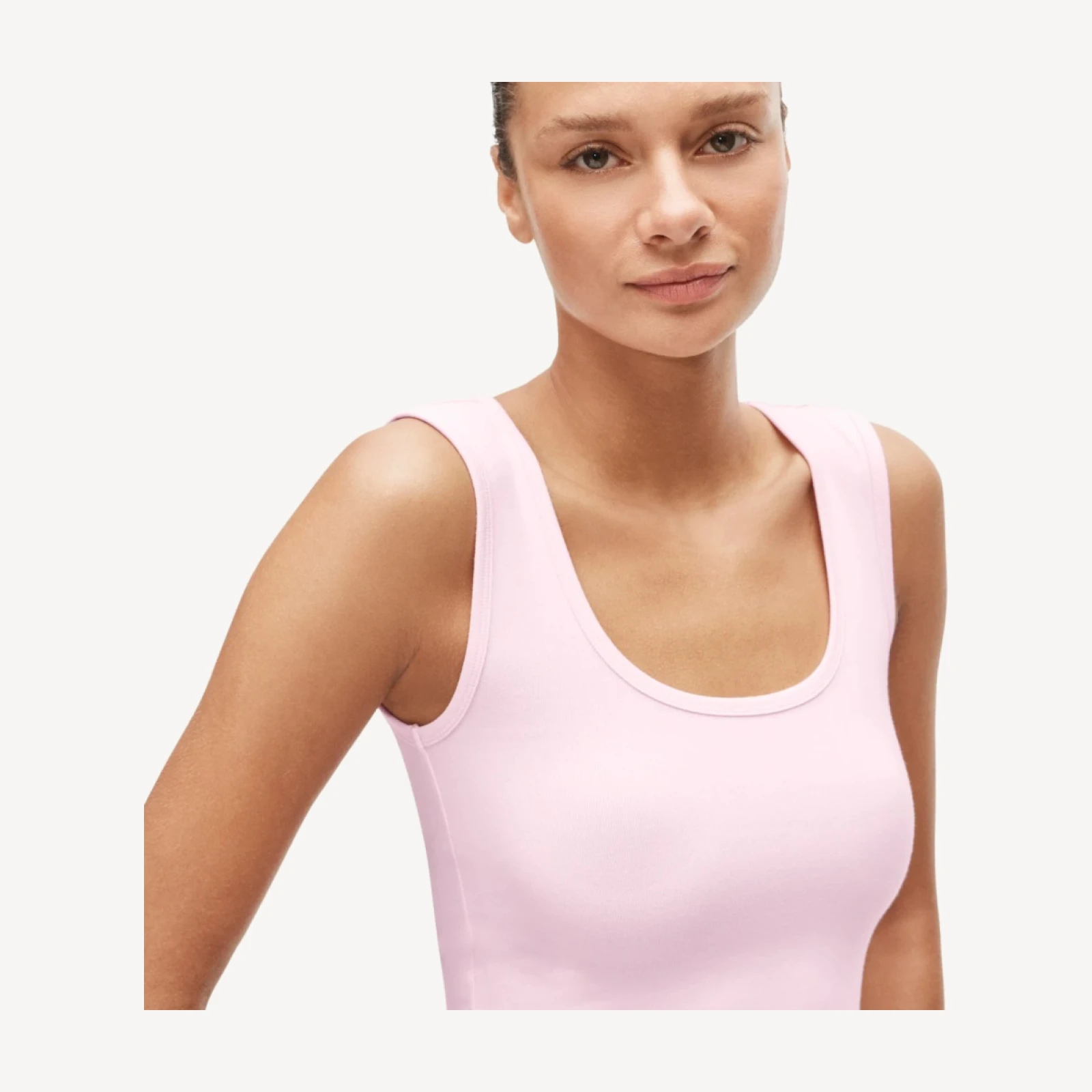 Refined rib scoopneck tank top