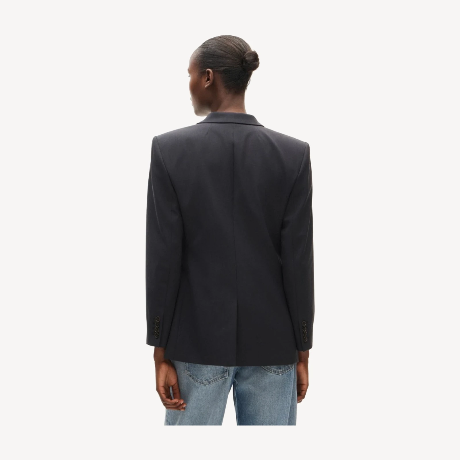 Single-button blazer in lightspun wool blend