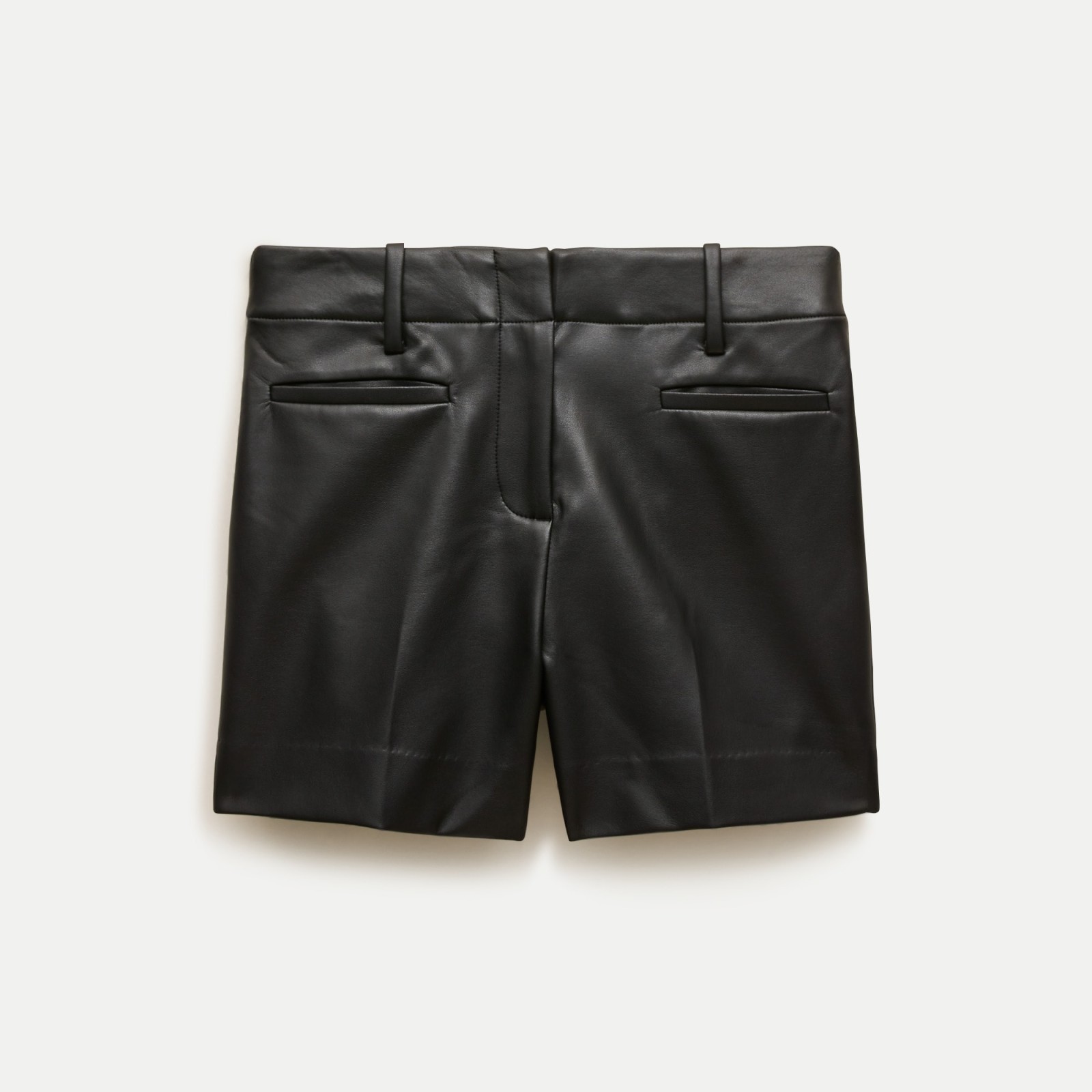 Faux-leather short