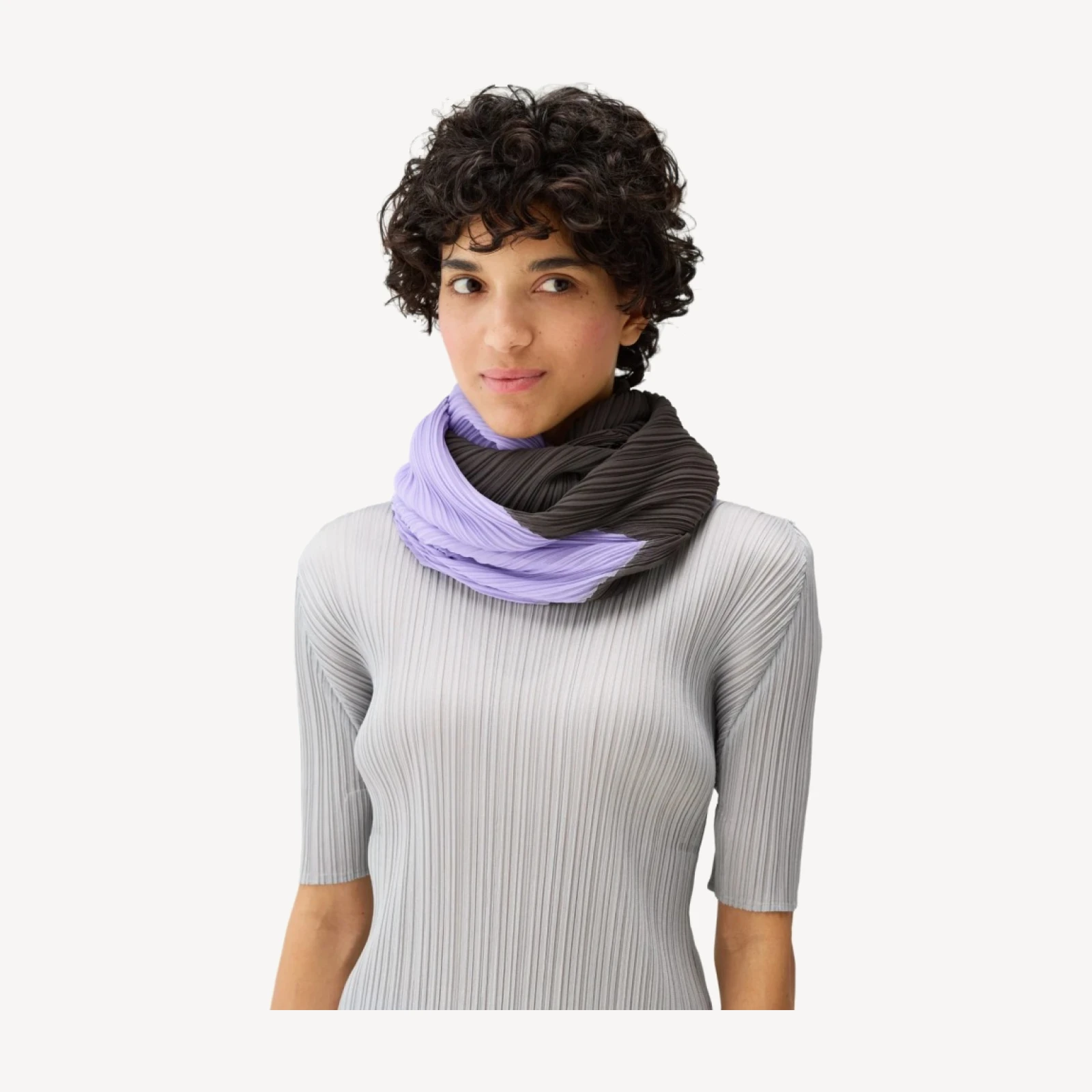 O SCARF APRIL