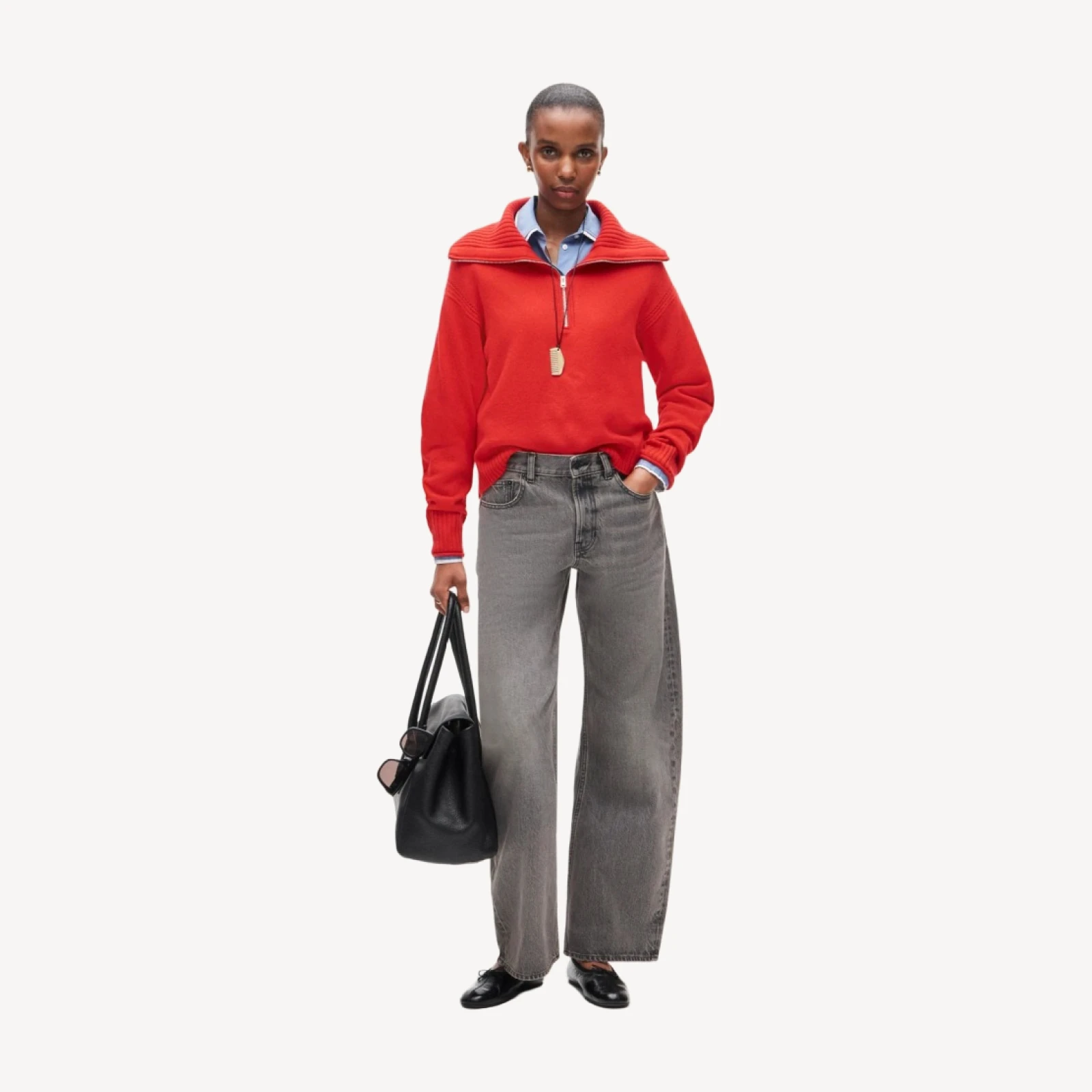 Exaggerated barrel jean