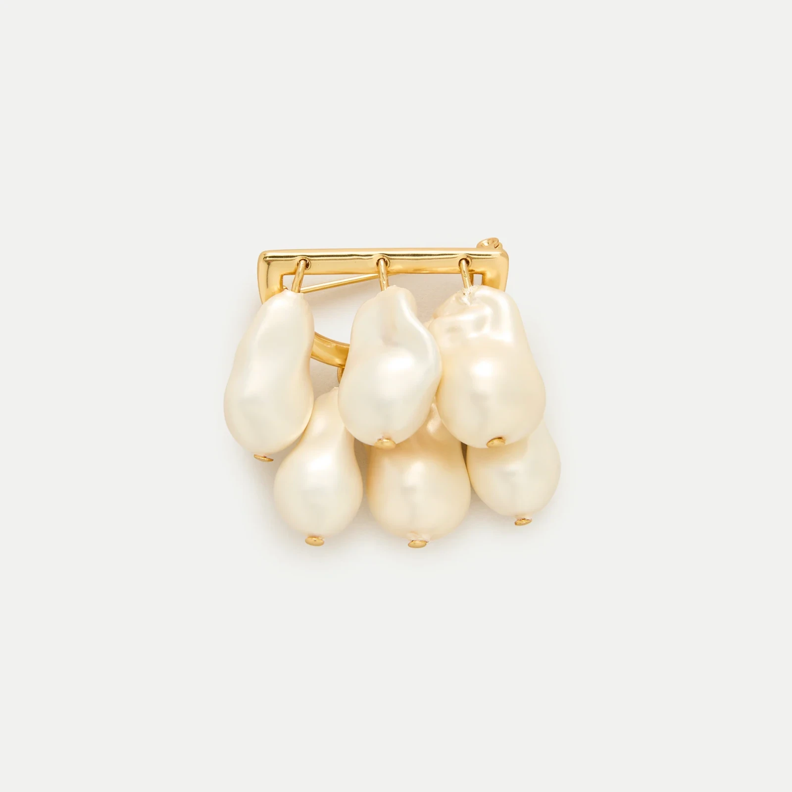 Tiered pearl brooch