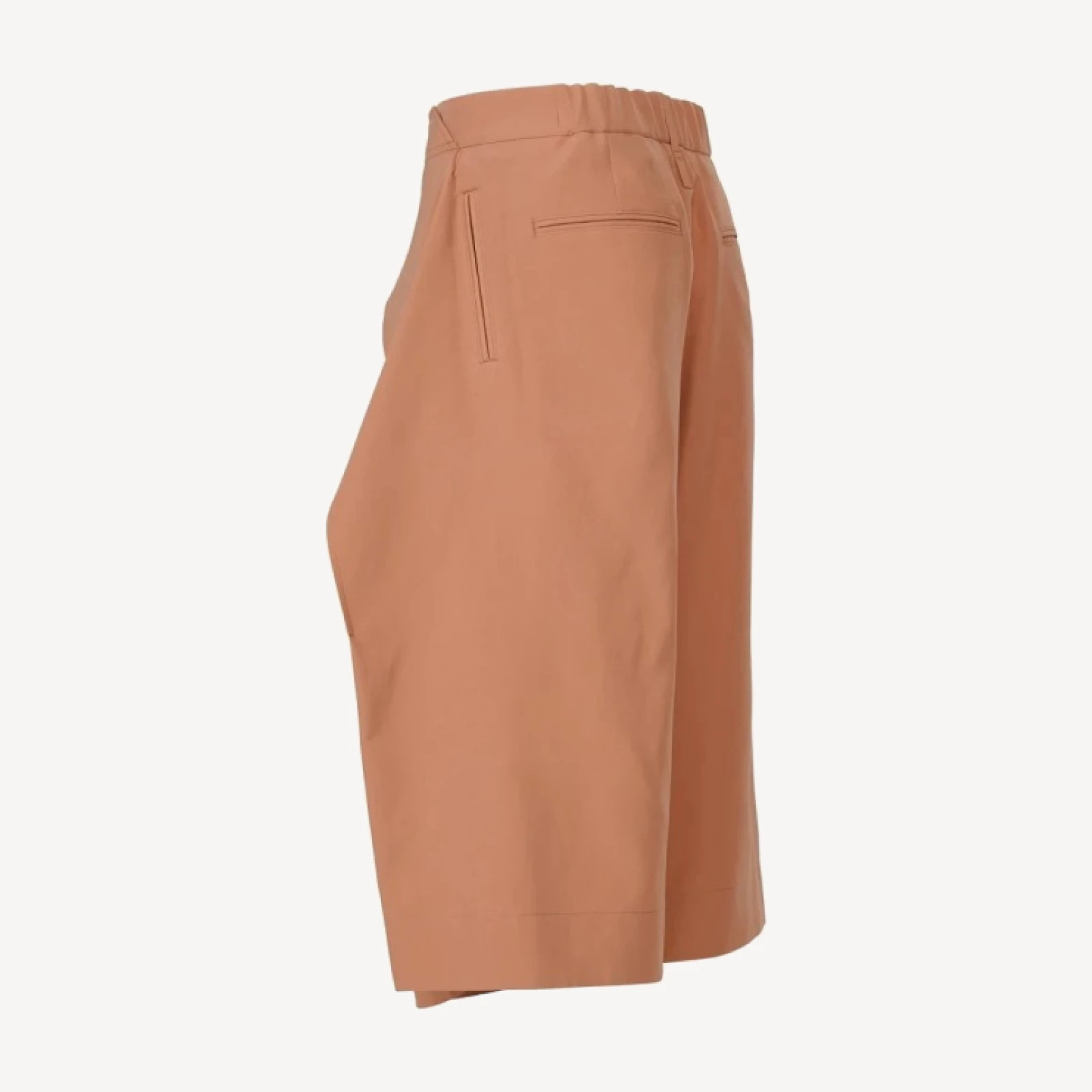 FLUTTERING PANTS
