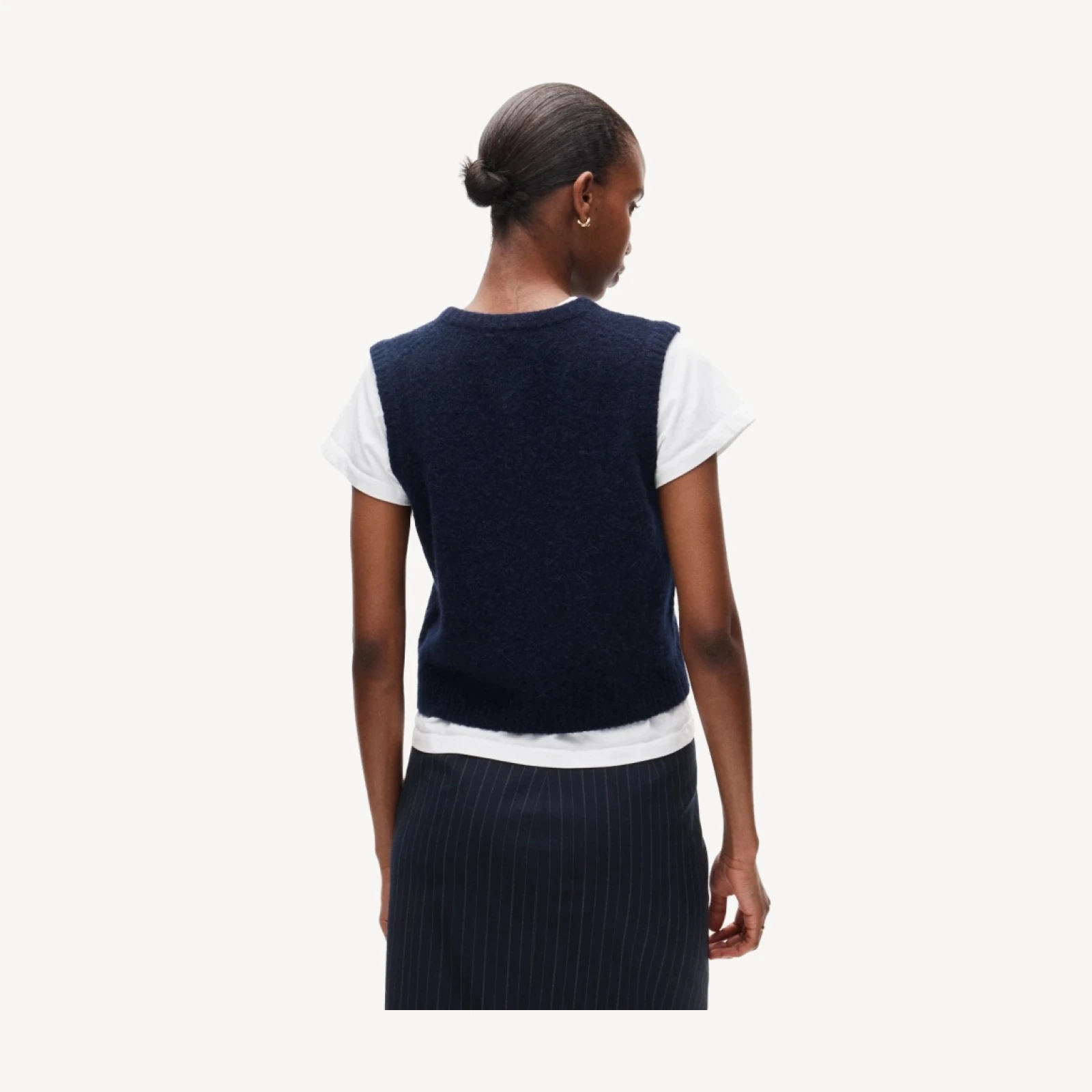 Button-front vest in alpaca blend