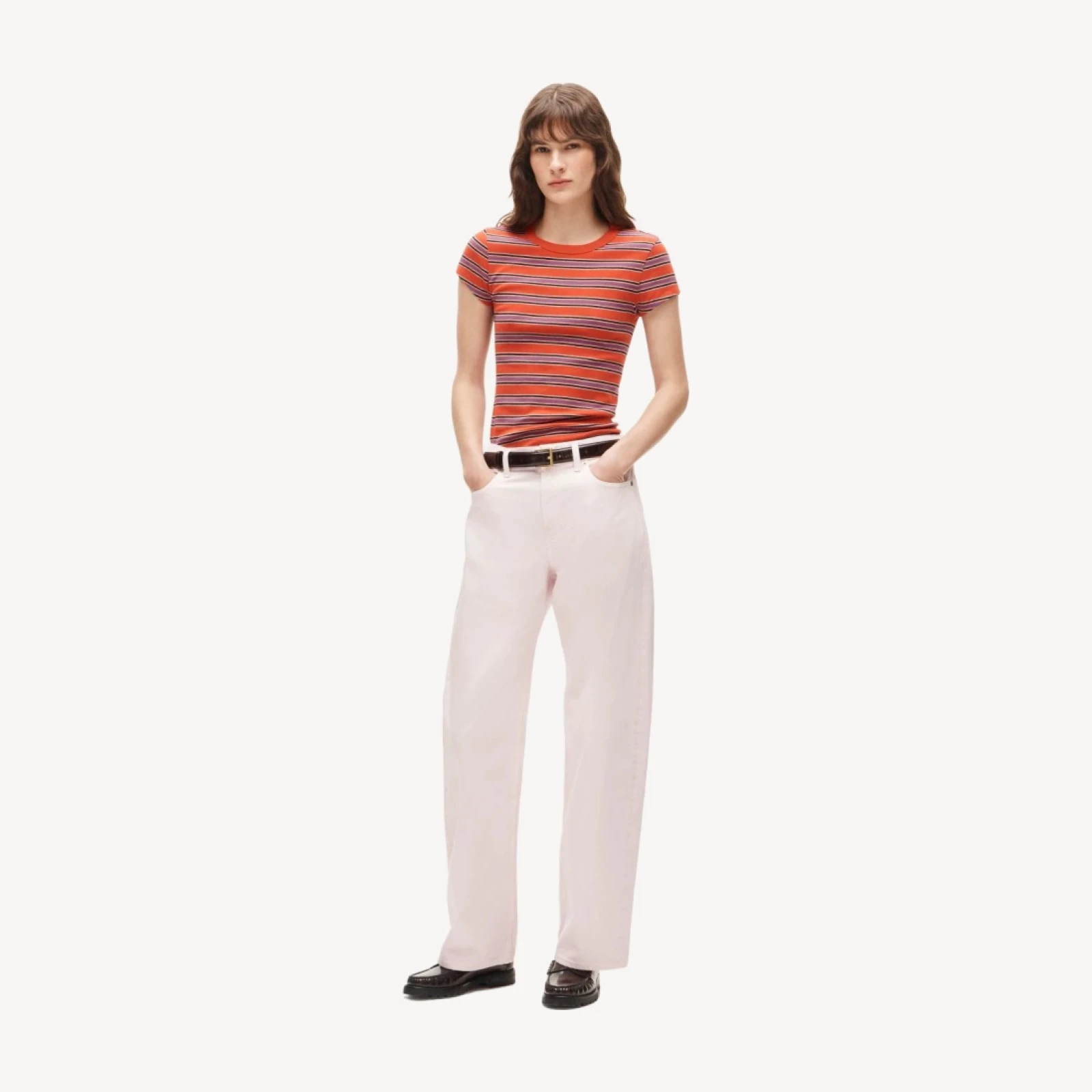Exaggerated barrel jean