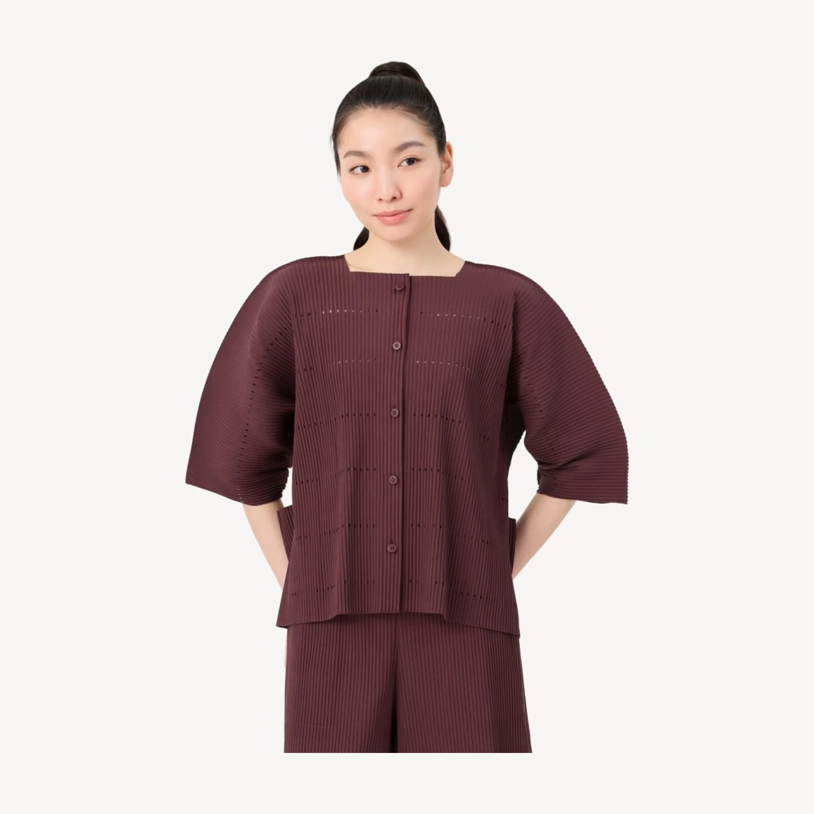 TOWER PLEATS