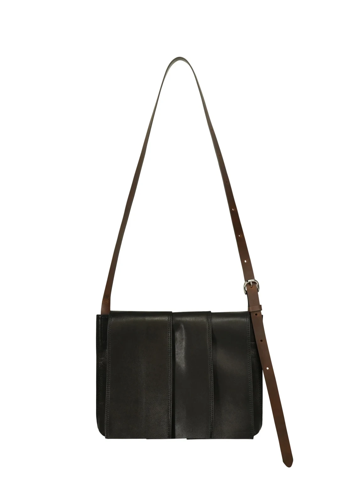 LEATHER PLEATS