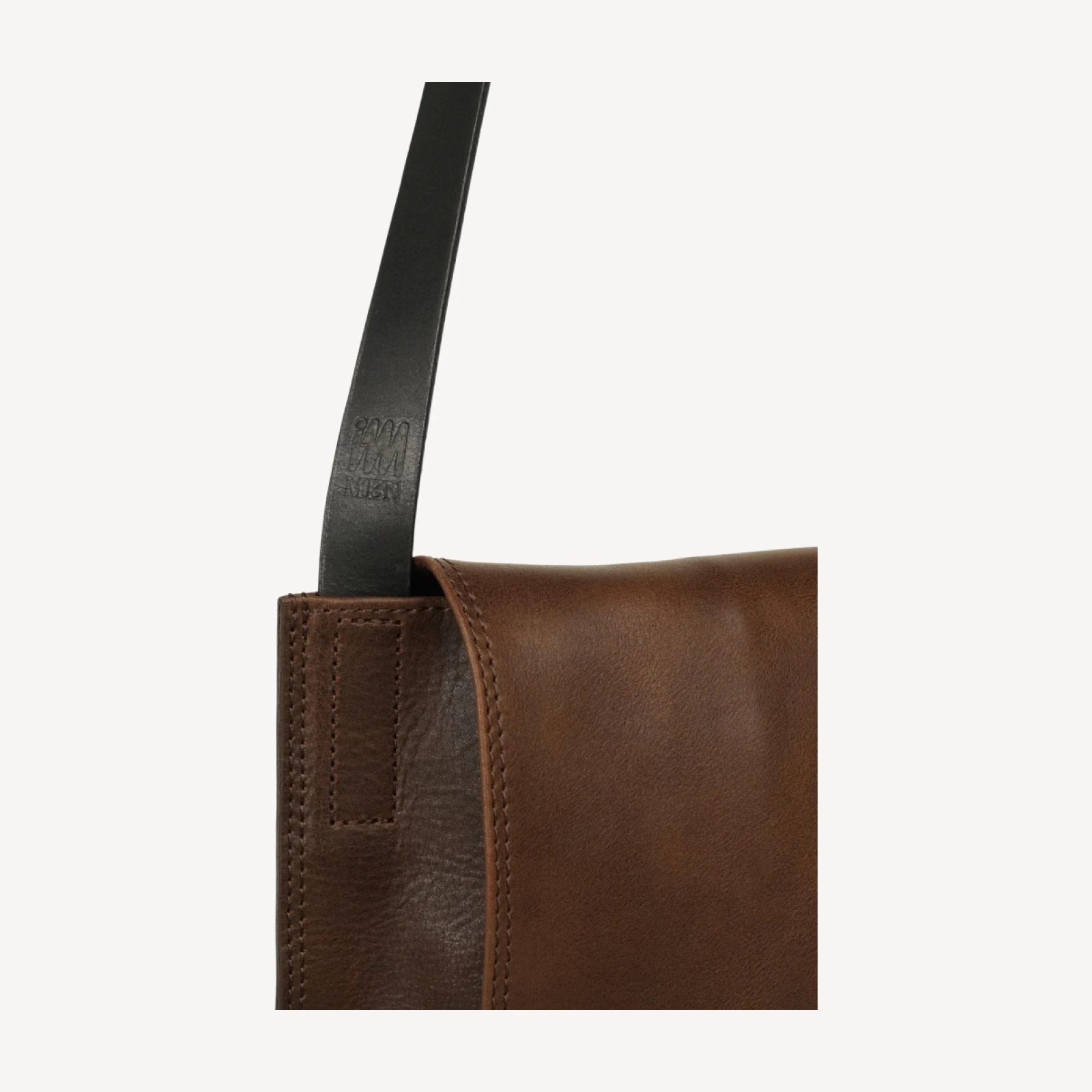 LEATHER PLEATS