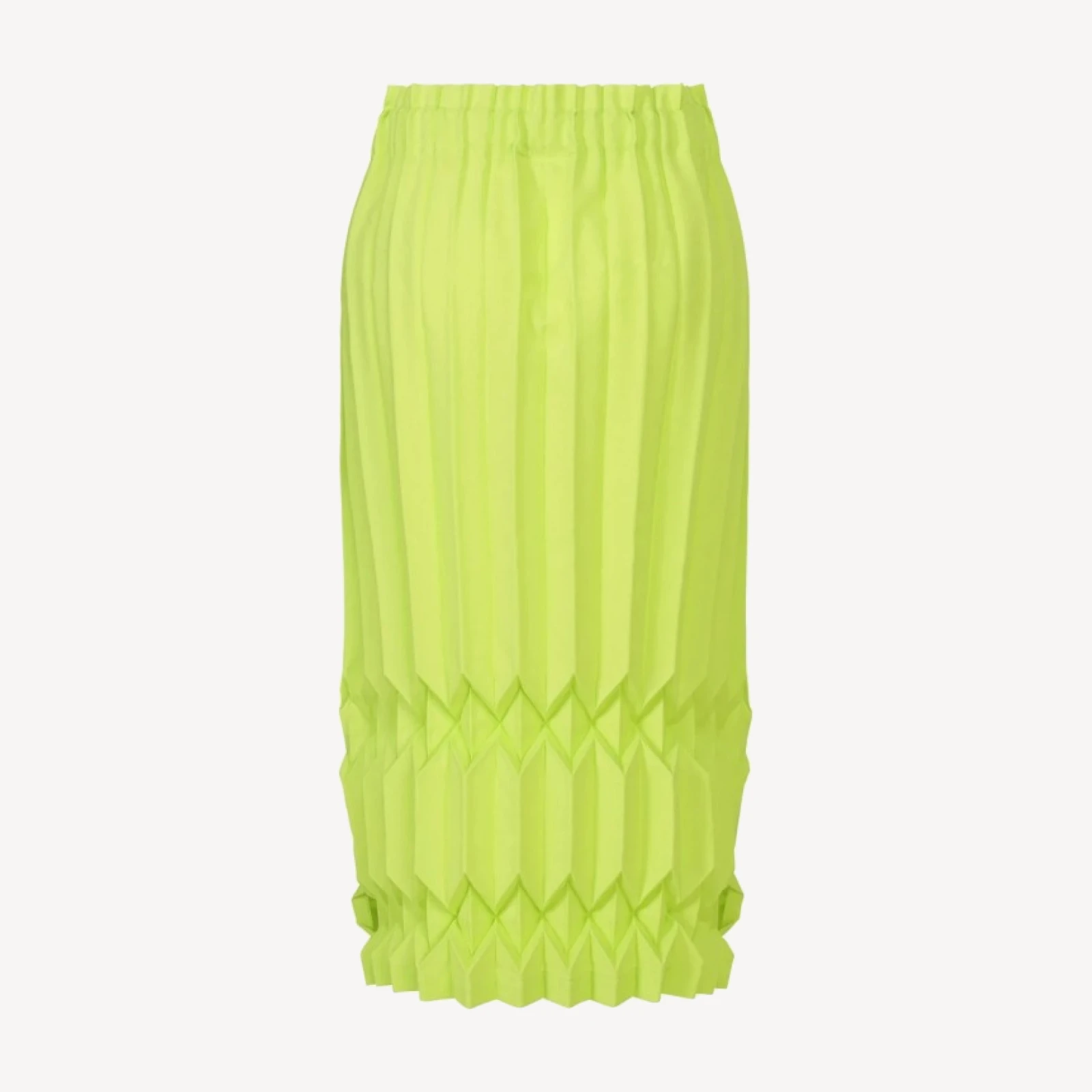 TREE PLEATS