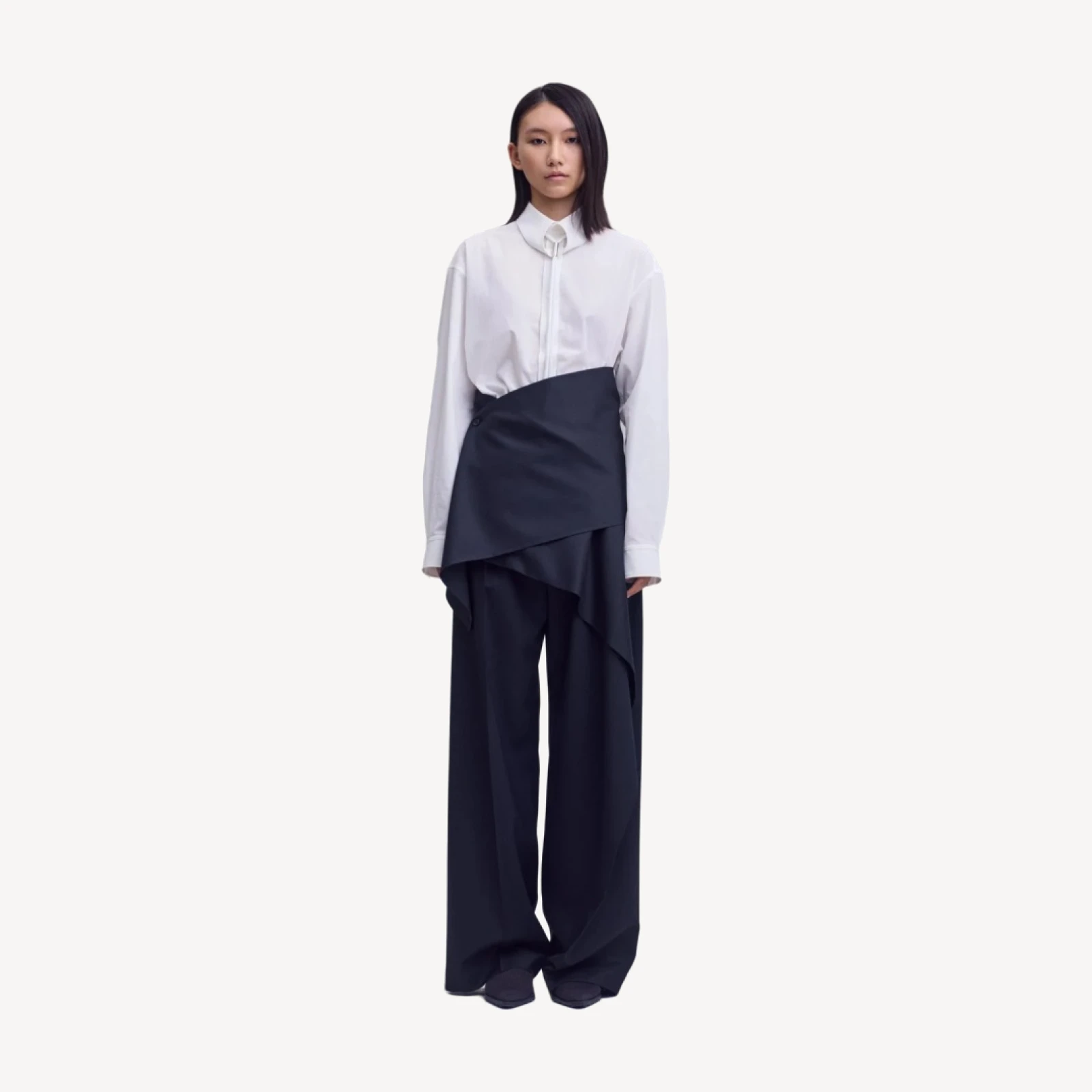 LUSTROUS WOOL PANTS