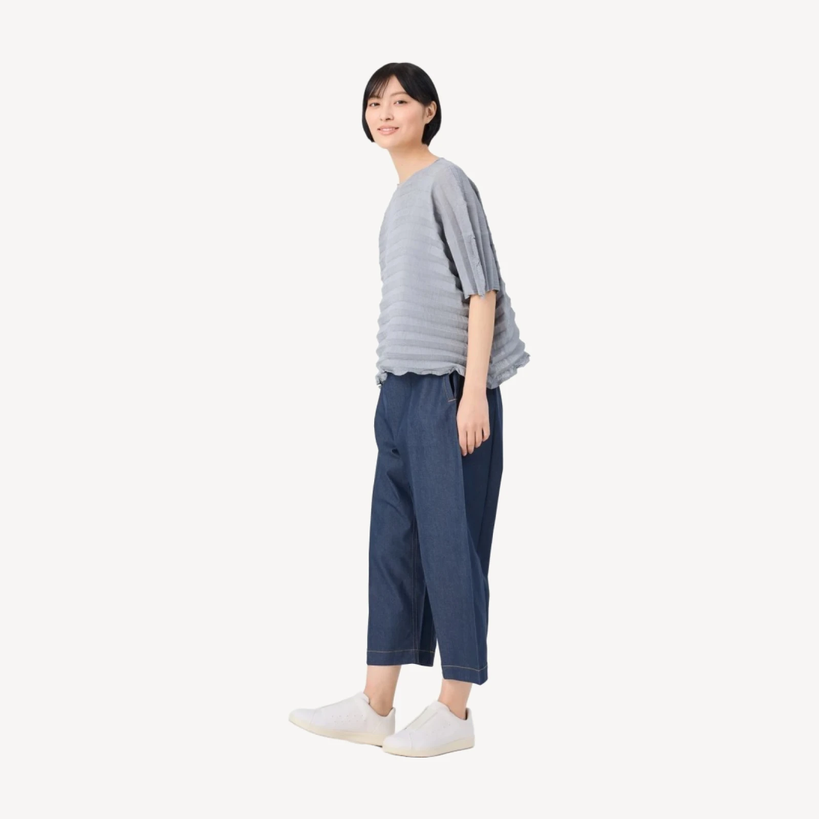 ACCORDION SEE-THROUGH CREPE