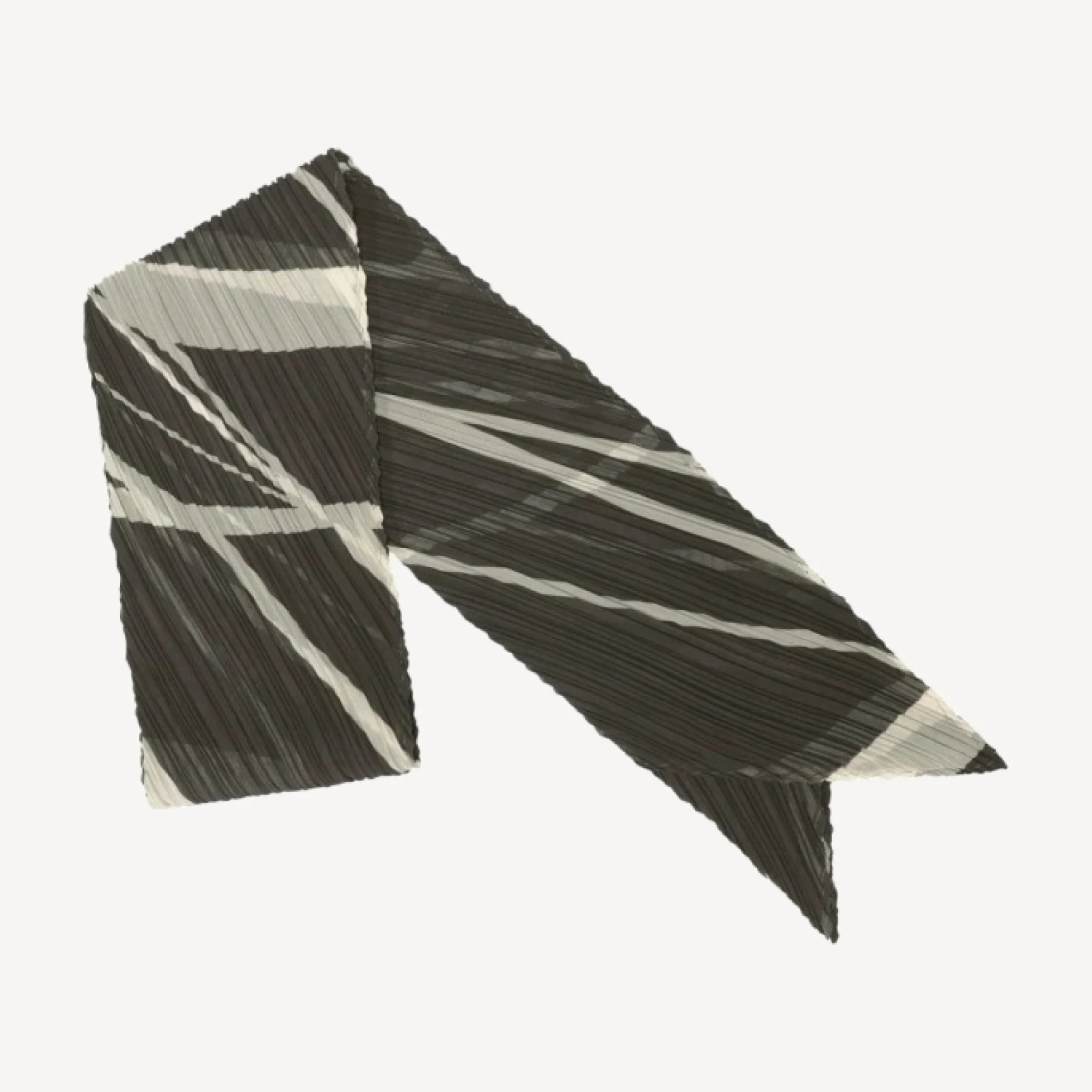 FOLD LINE SCARF