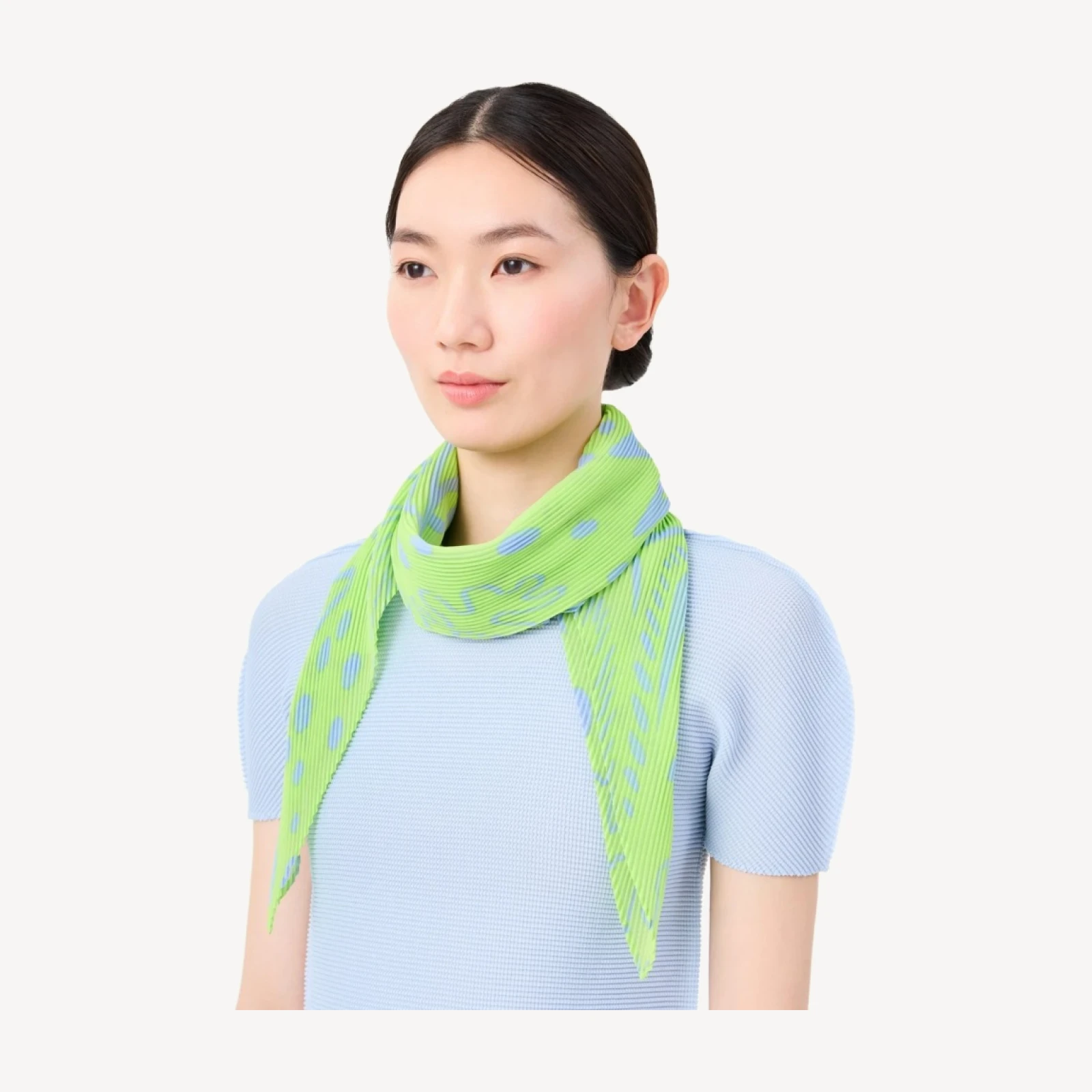 STARFISH PLEATS STOLE