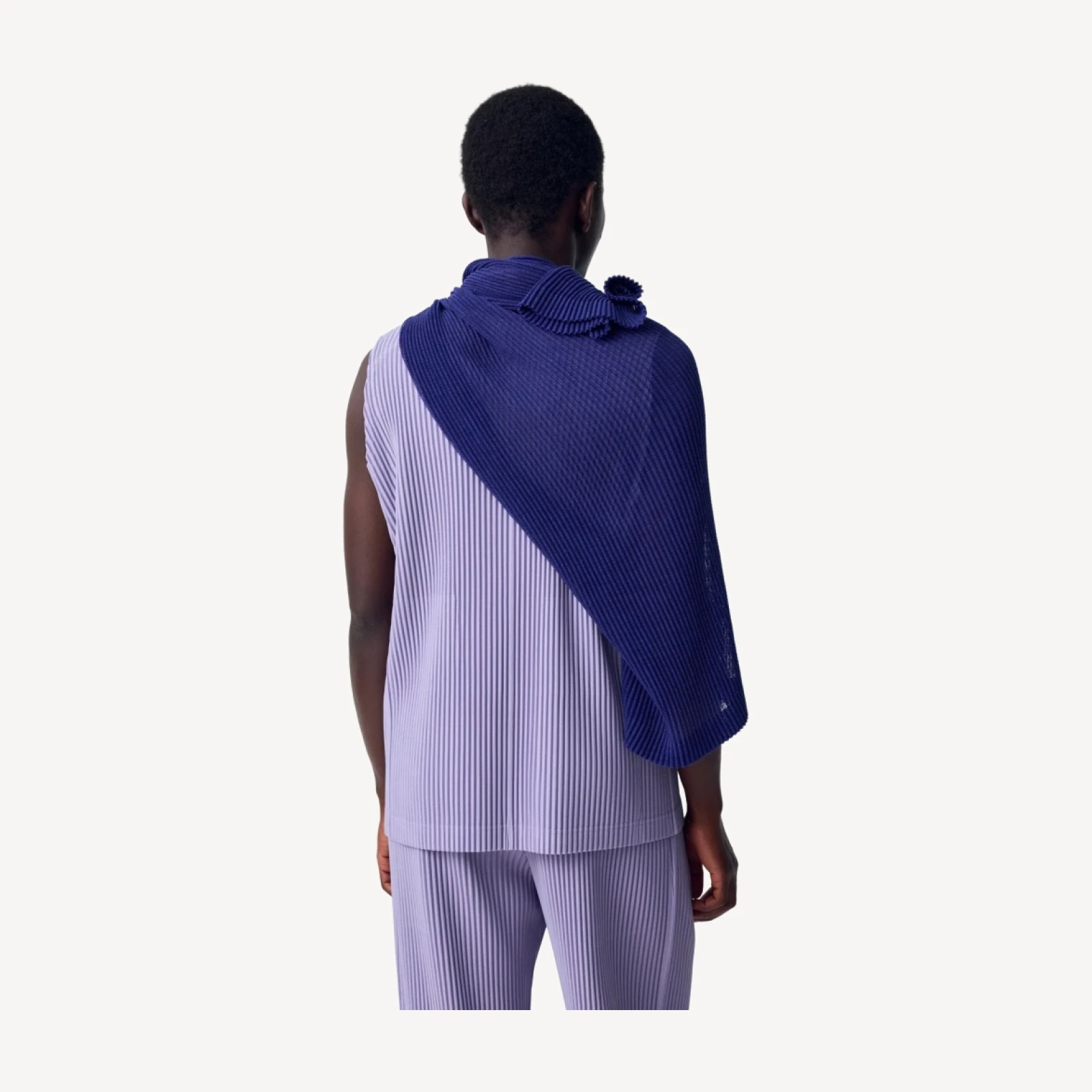RUSTIC MESH STOLE