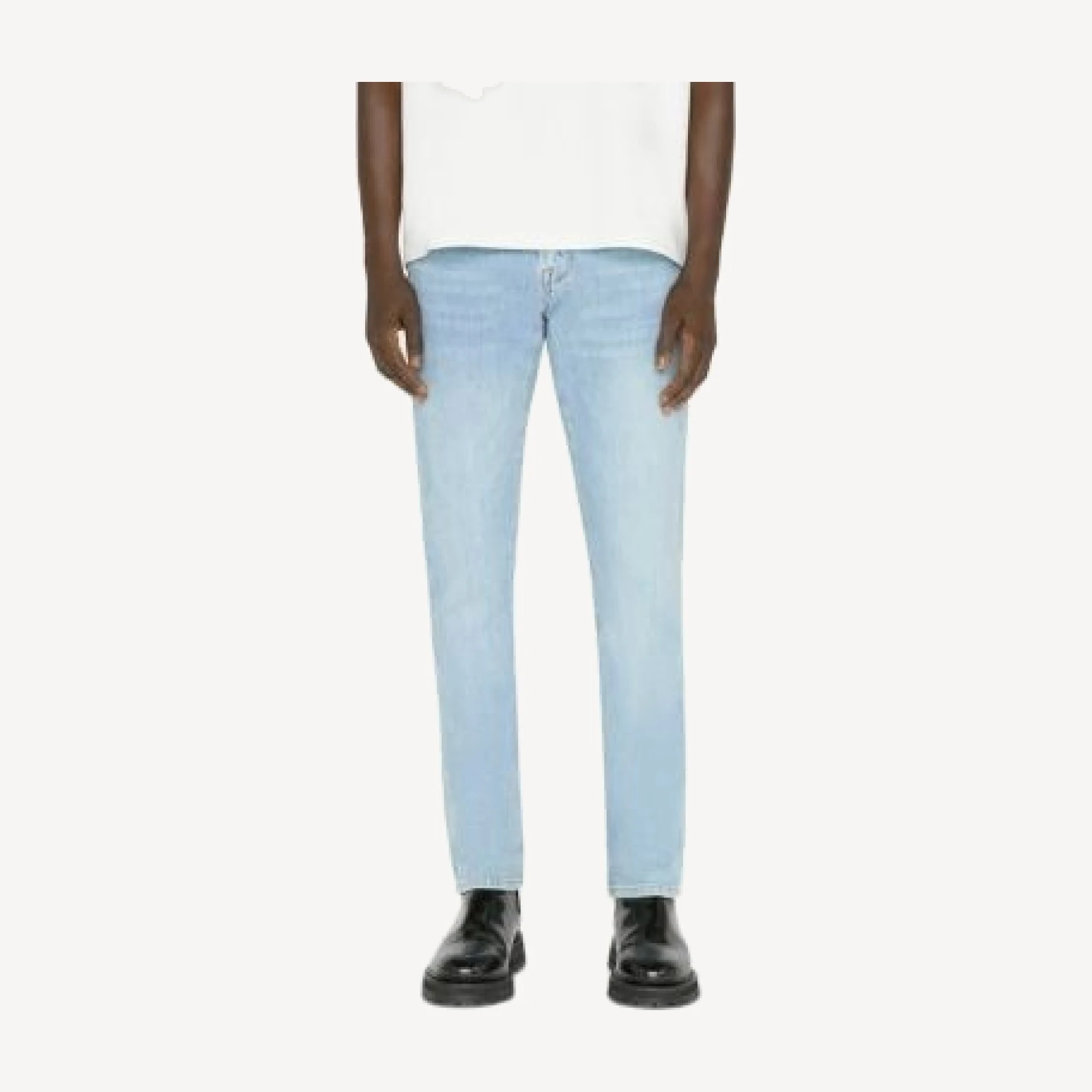 Frame L'Homme Slim Fit Jeans in Finn