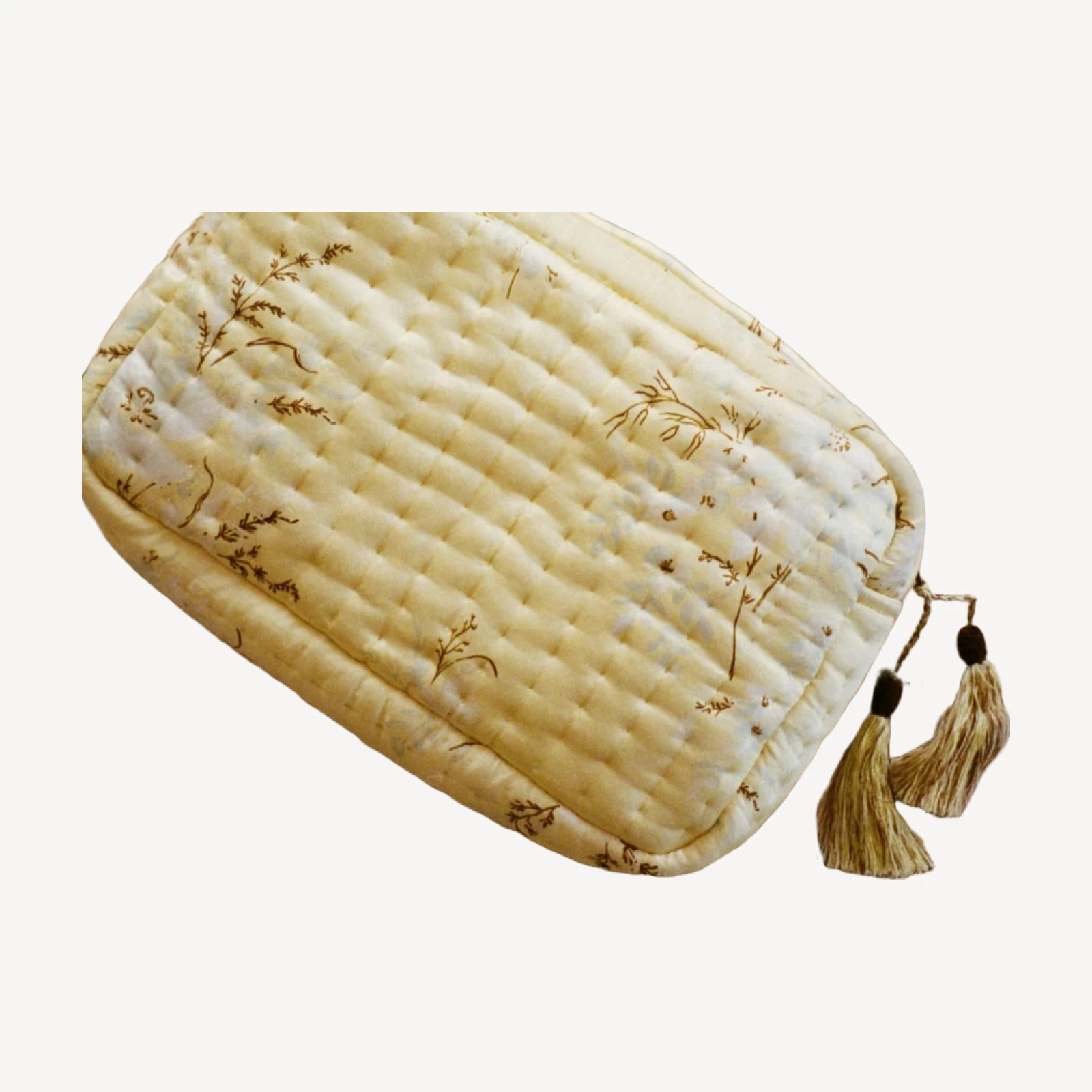 ANNIVERSARY GRANDE QUINCE POUCH -- BOUQUET DE CHAMONIX