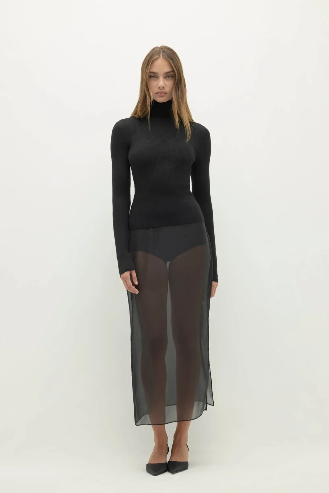 RUMER FITTED CASHMERE TURTLENECK - BLACK