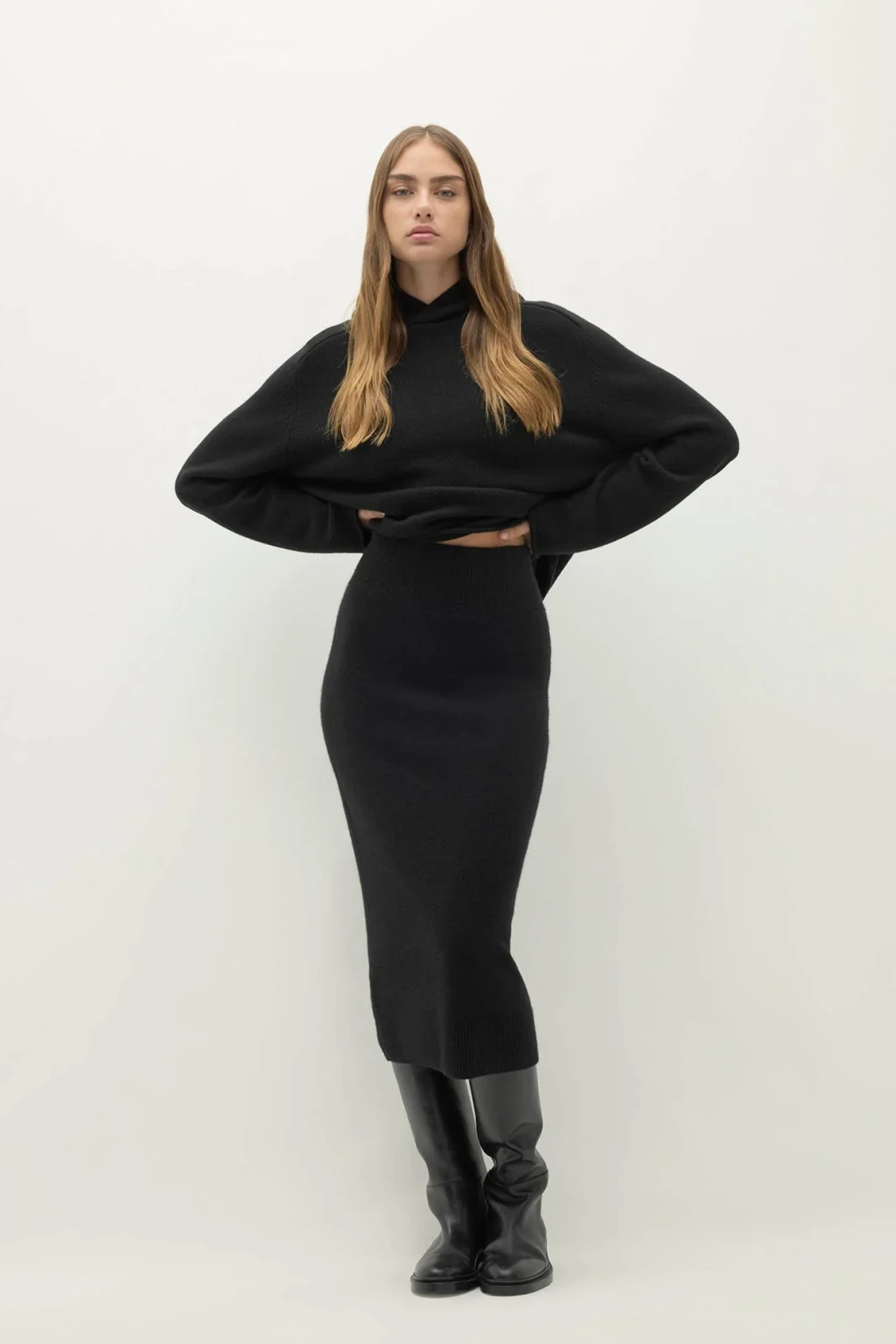 GINA MIDI SKIRT - BLACK