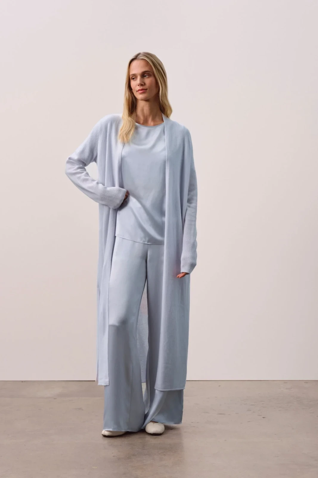 FAYE LONGLINE CASHMERE CARDIGAN - CLOUD