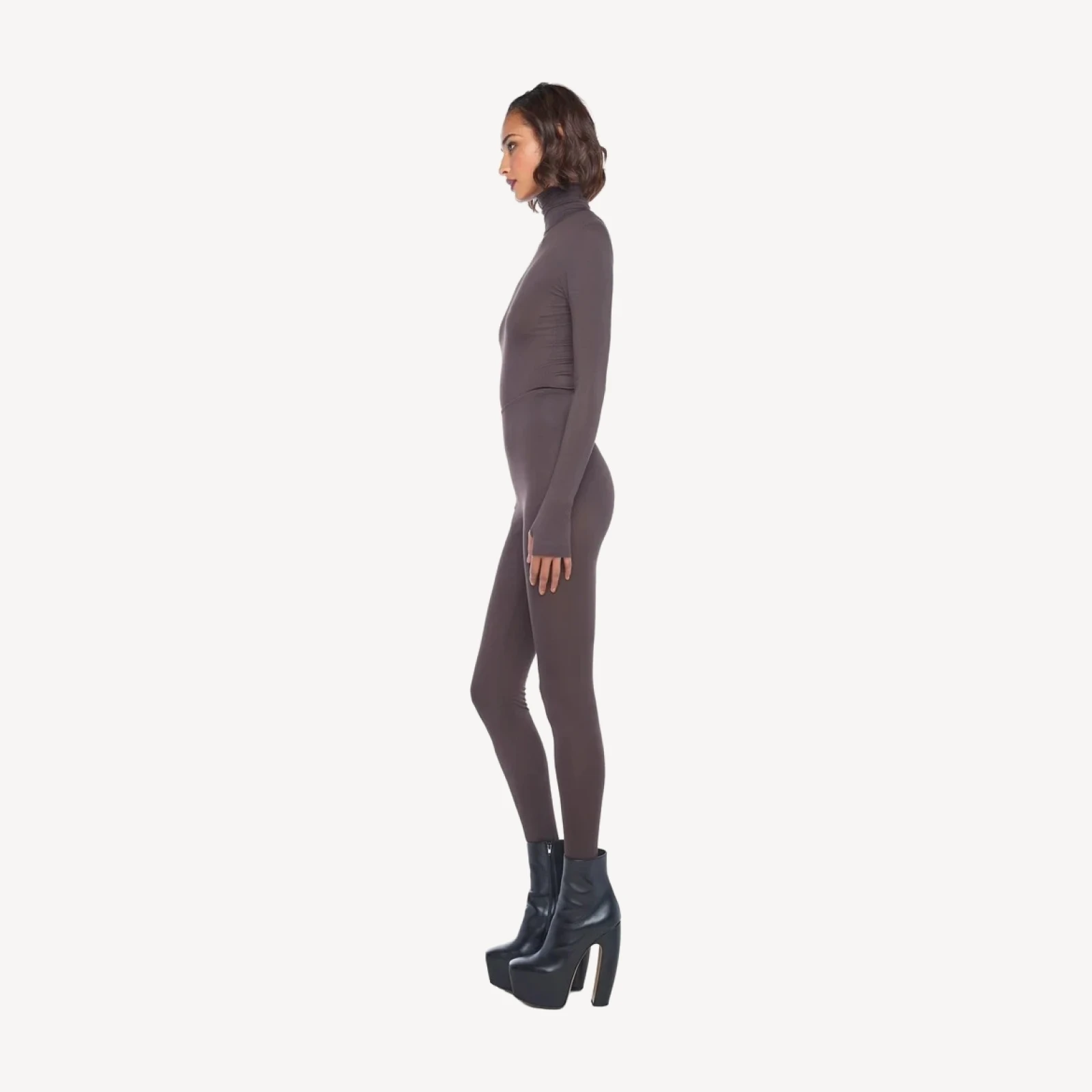SLIM FIT LONG SLEEVE TURTLE TOP