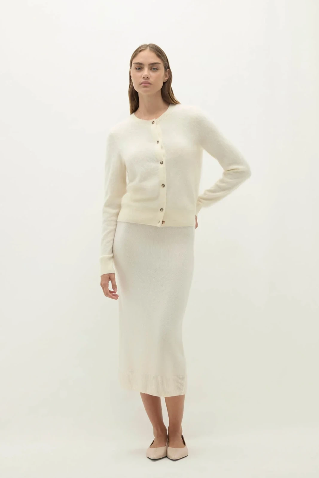 PALOMA BRUSHED CASHMERE CARDIGAN - ECRU