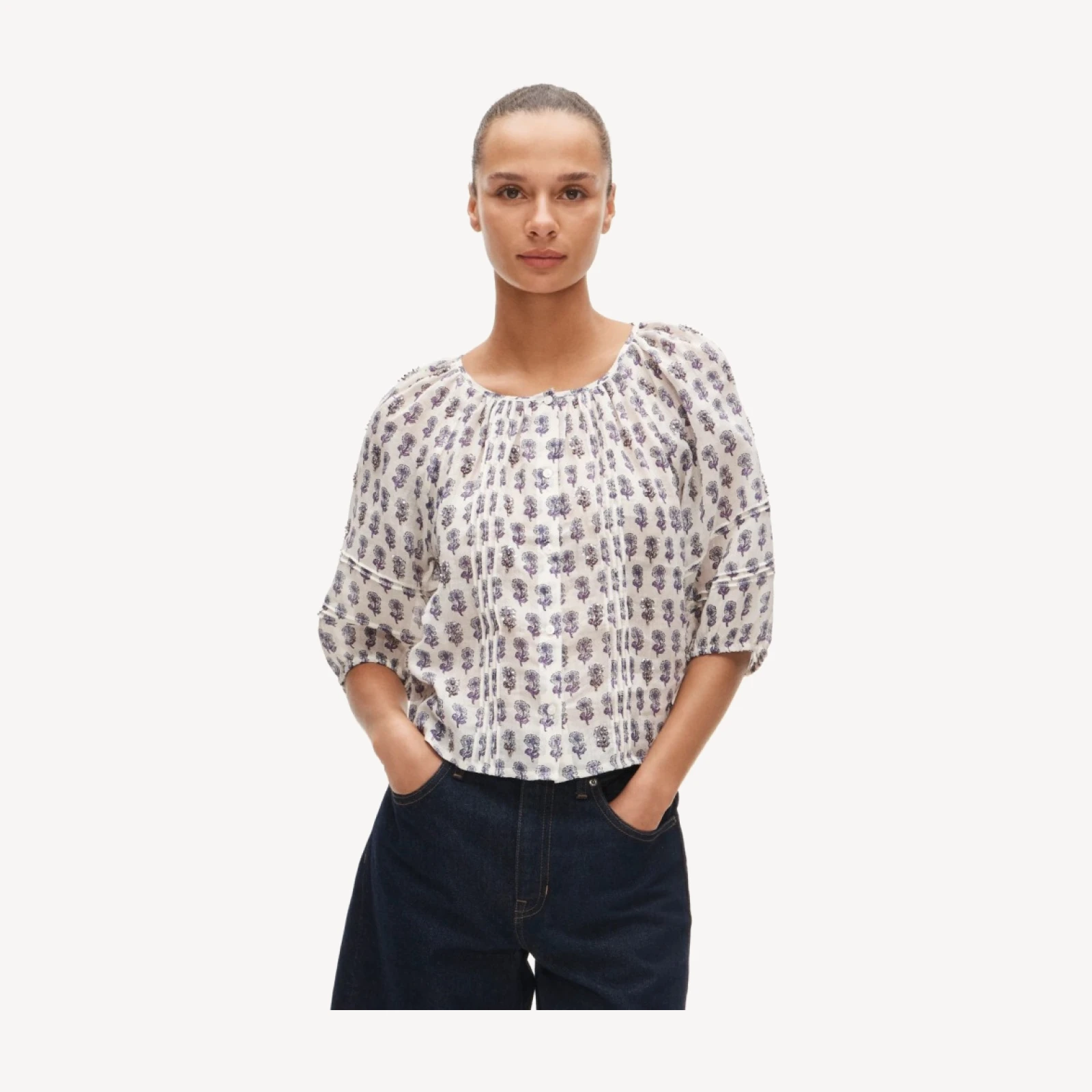 Puff-sleeve top in embellished lilac block-print ramie