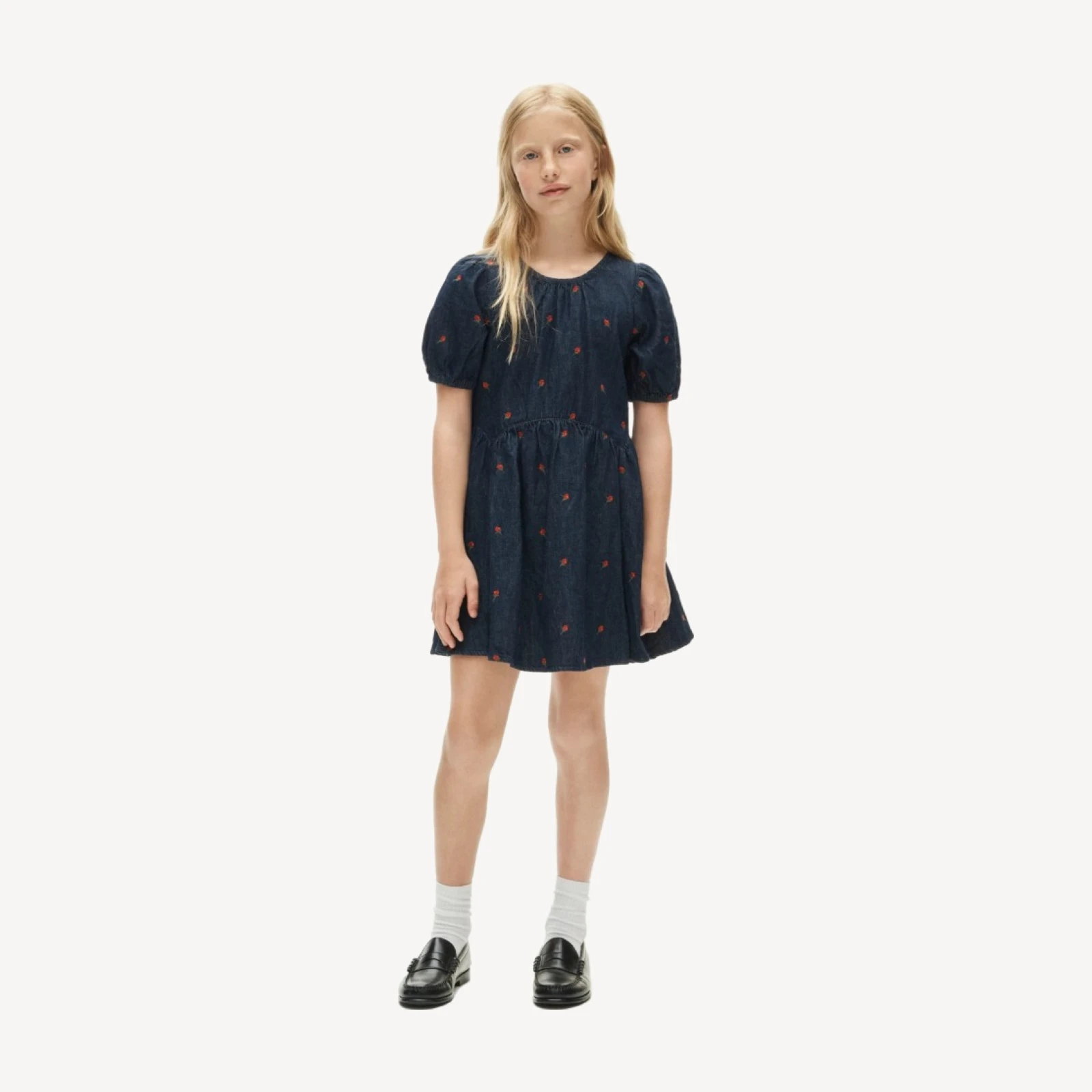 Girls' embroidered puff-sleeve dress in drapey denim