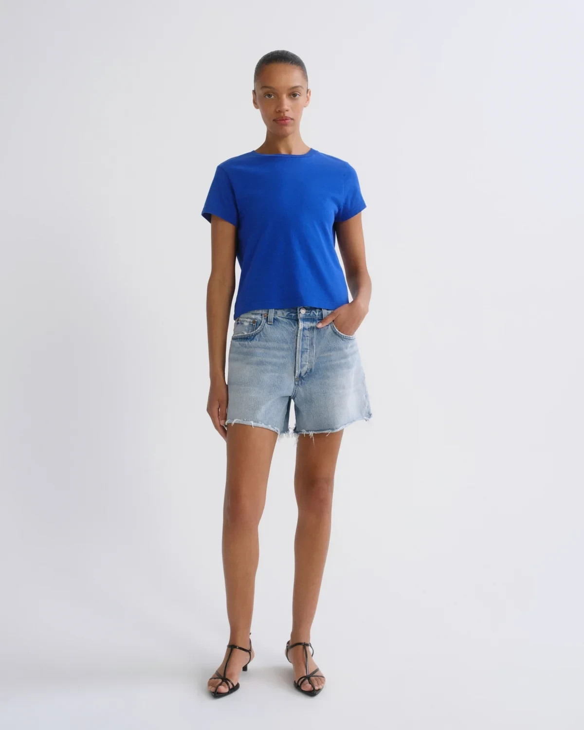 Nye Short in Post