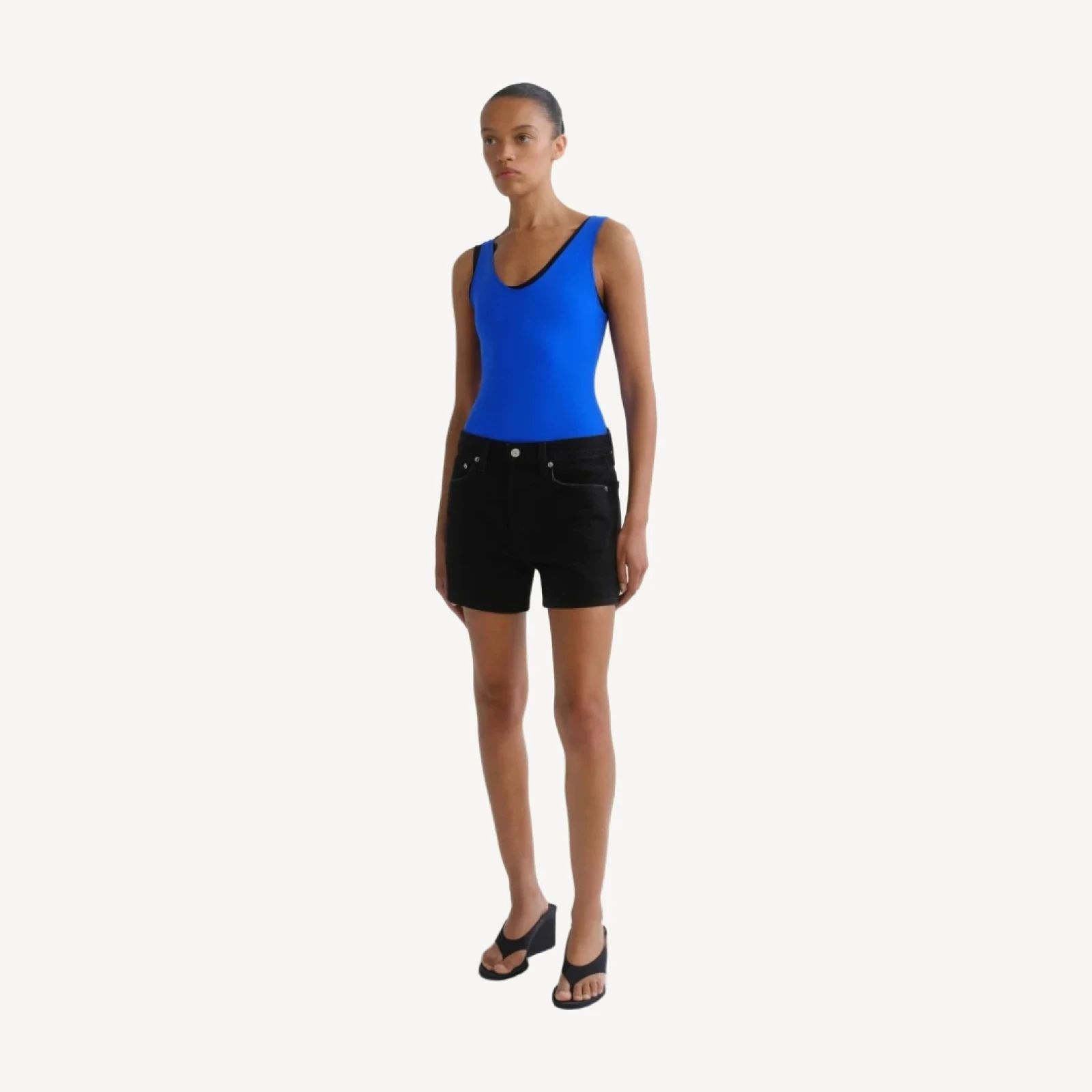 Parker Long Short (Weightless) in Phase