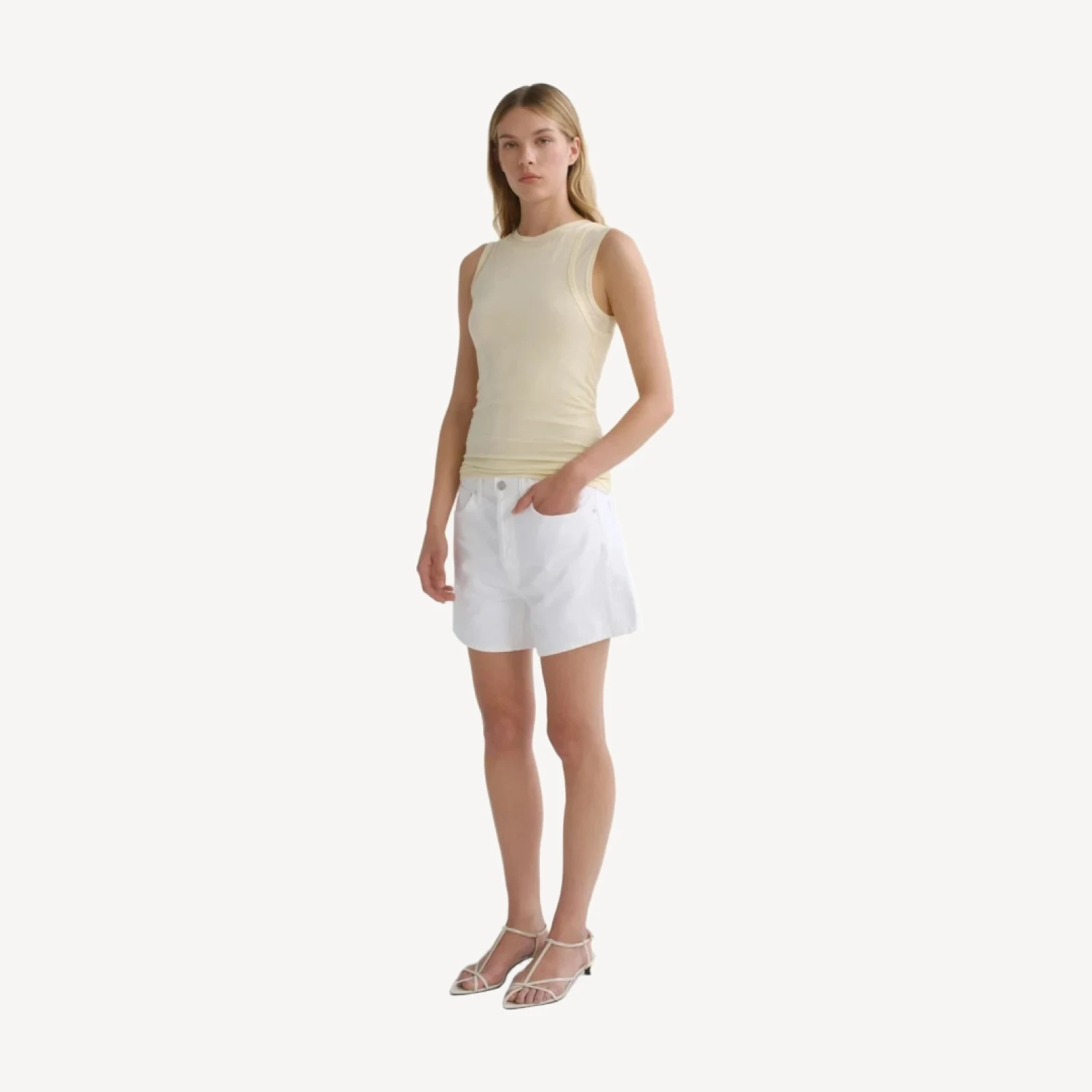 Parker Long Short in Marshmallow