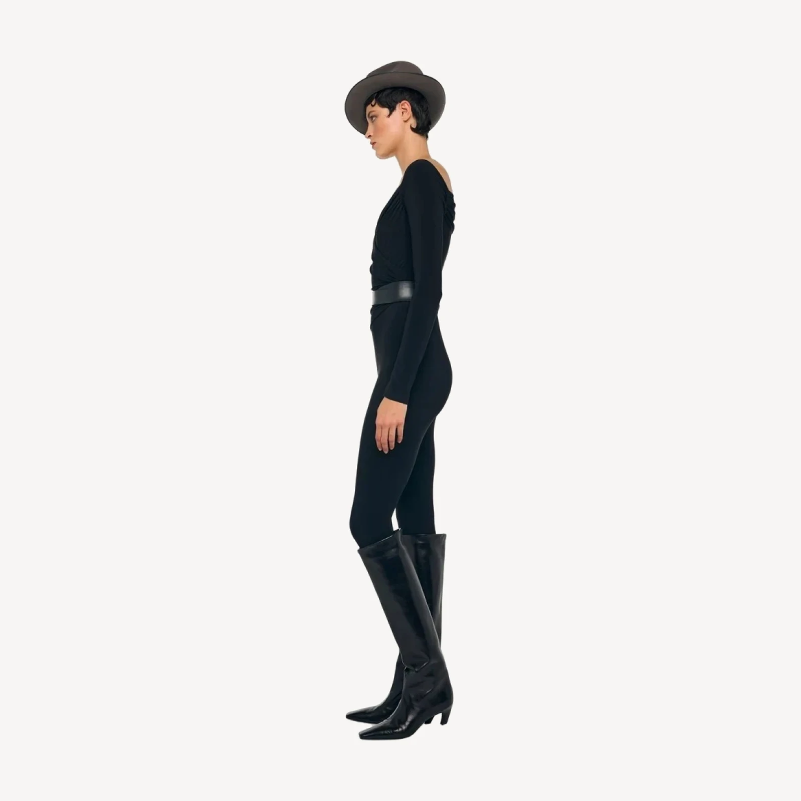 OFF SHOULDER SWEETHEART CATSUIT
