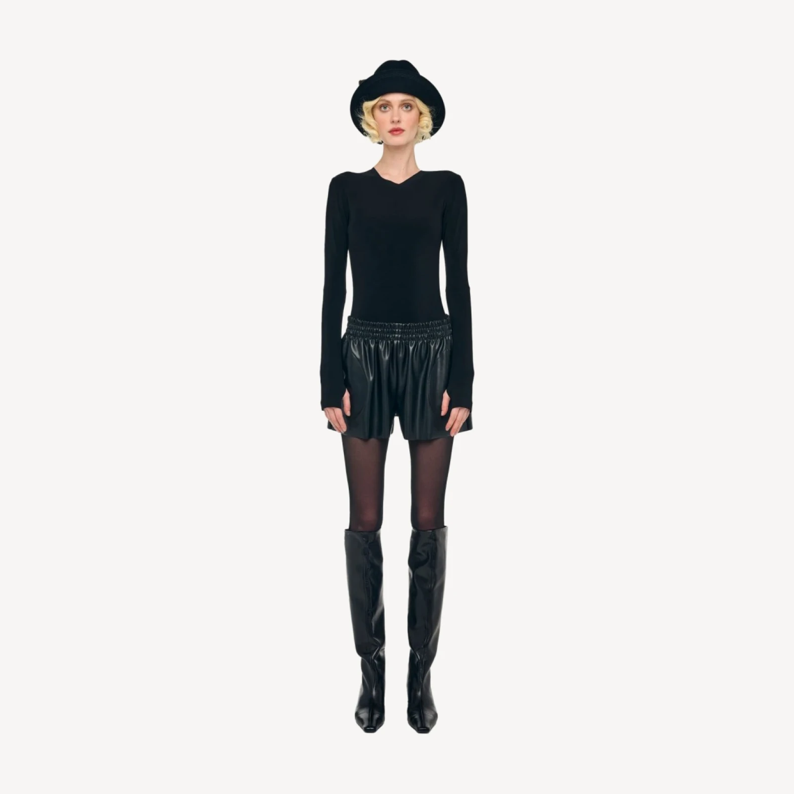 LONG SLEEVE SHOULDER PAD V NECK TOP