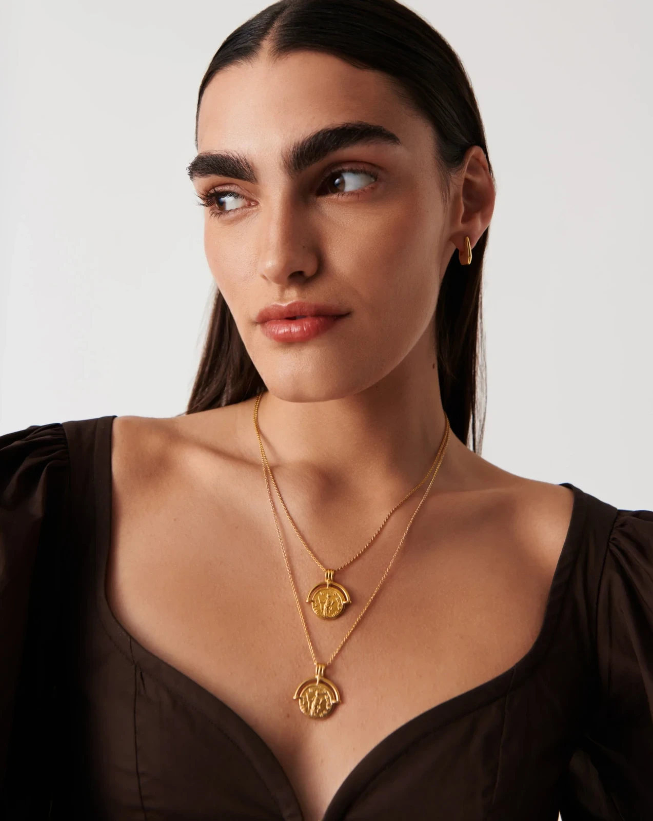 Lucy Williams Long Engravable Roman Arc Coin Necklace, photo 7
