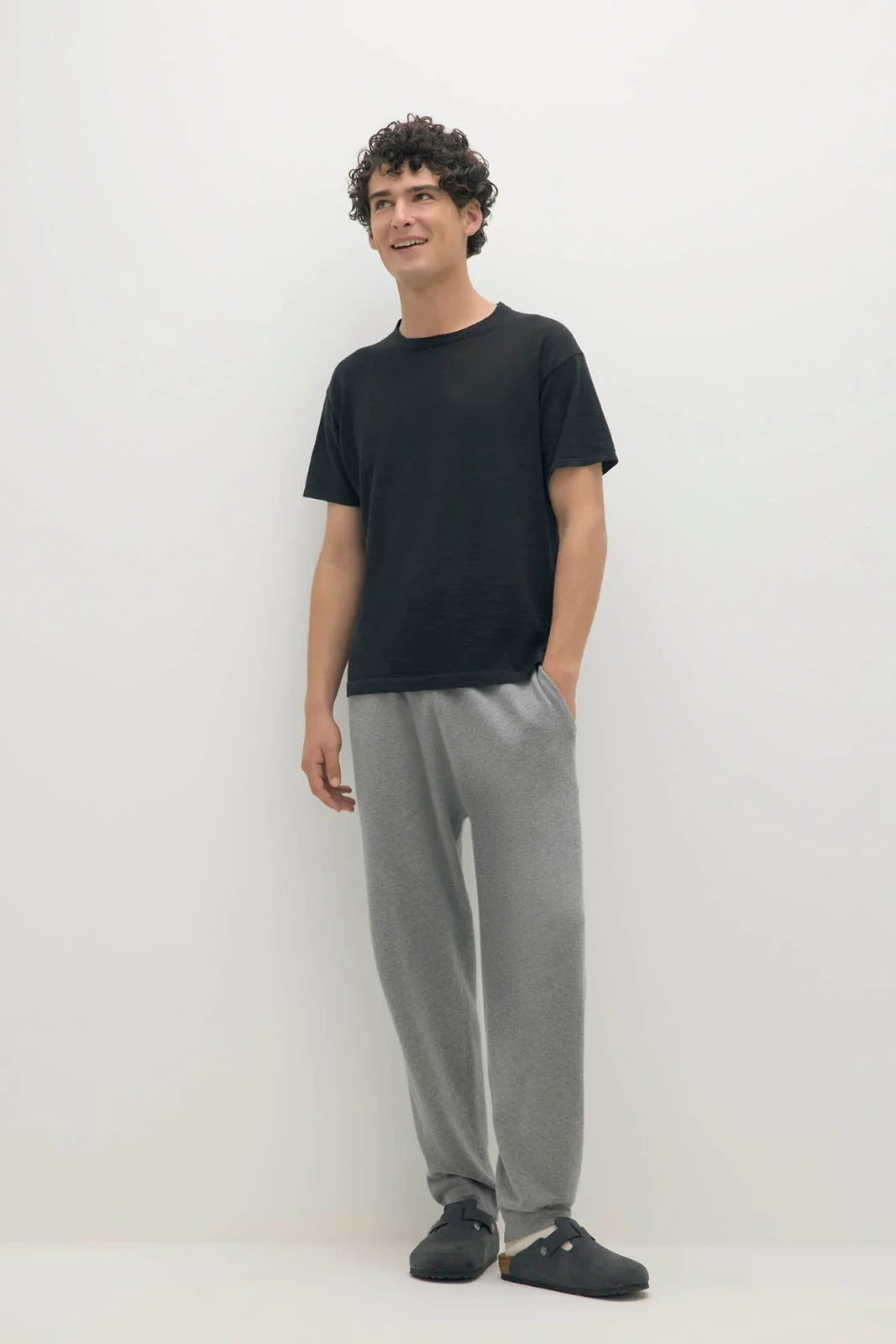 KYLE LINEN CREWNECK TEE - BLACK