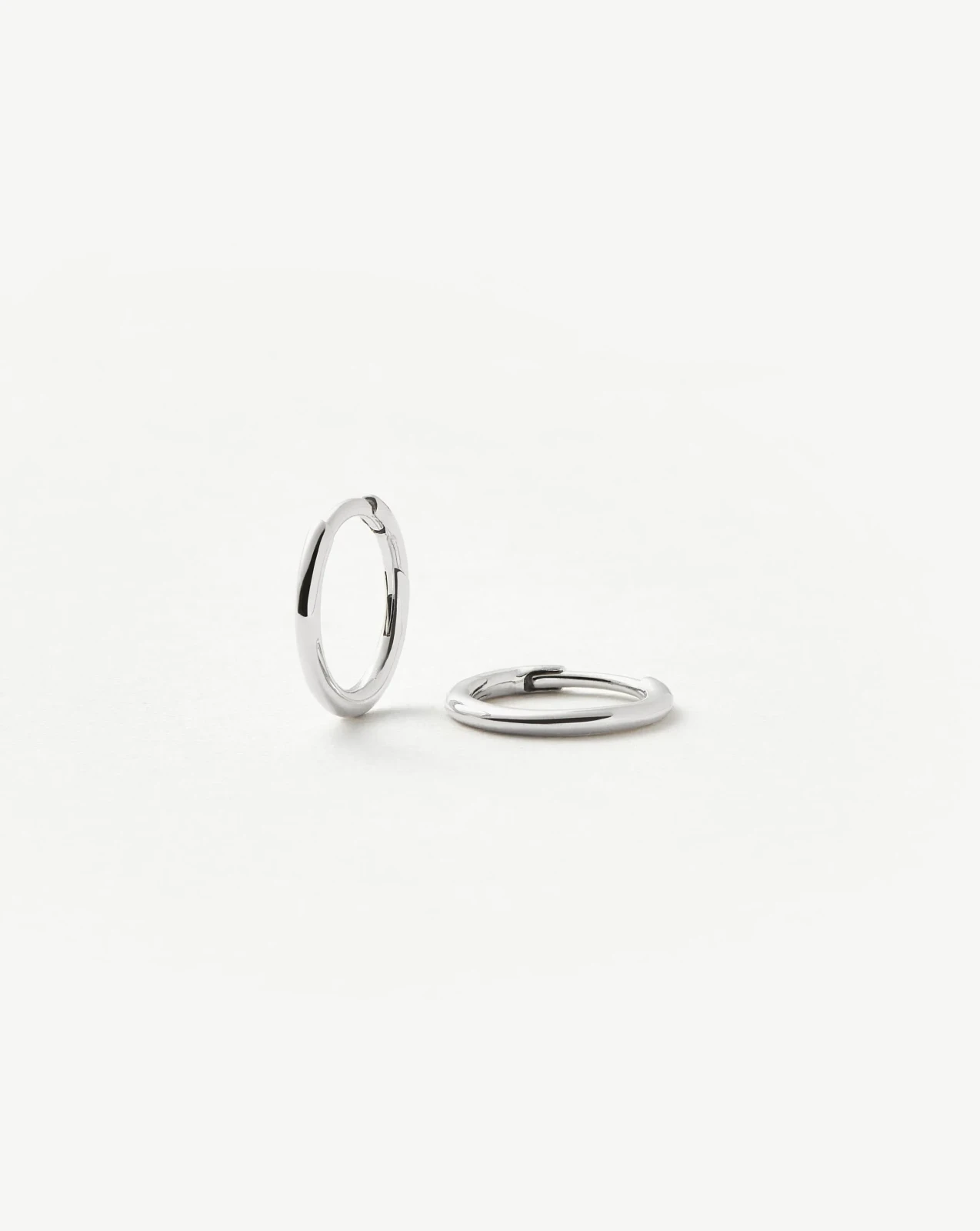 Solid Gold Classic Mini Hoop Earrings