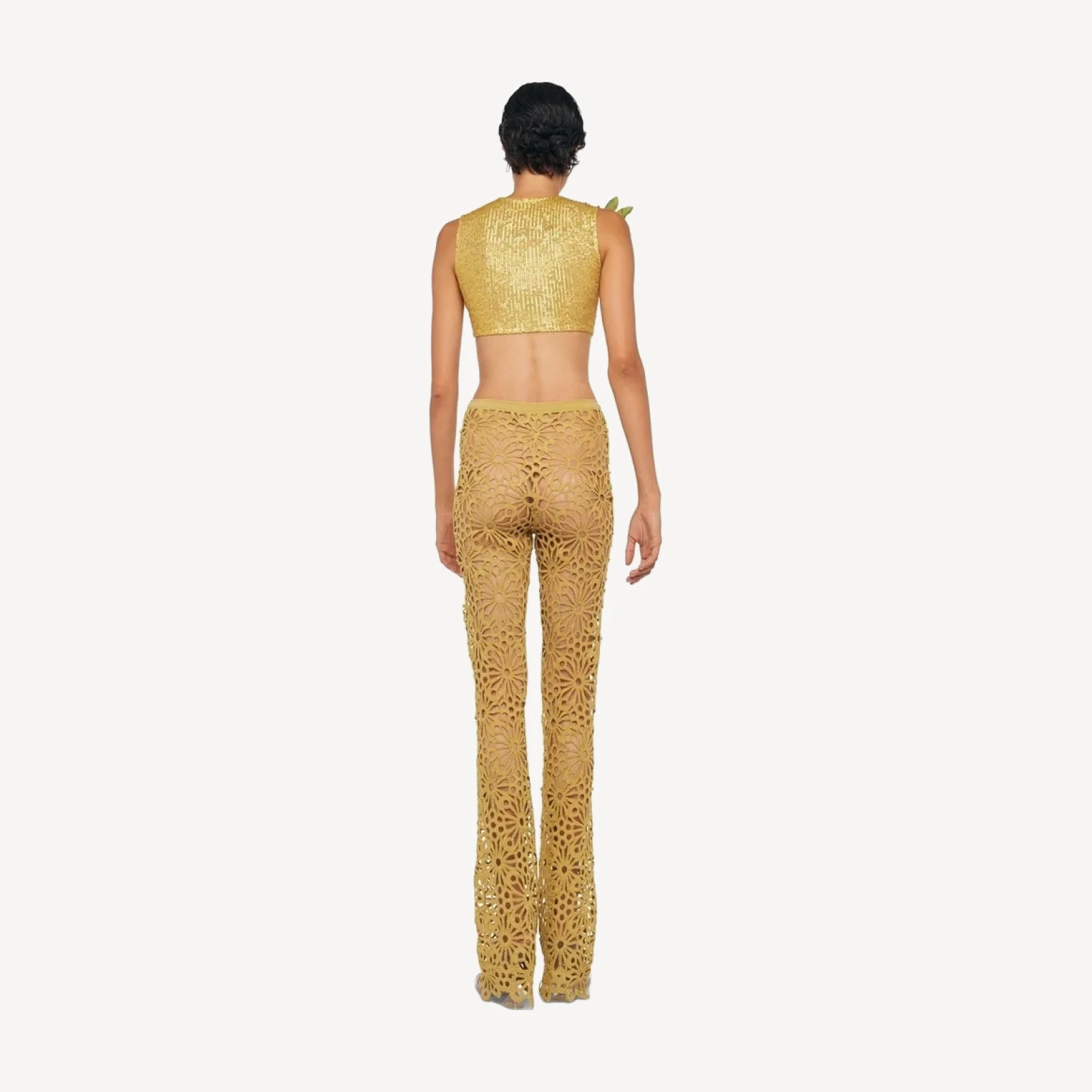 SLEEVELESS SLIM FIT CROPPED TOP