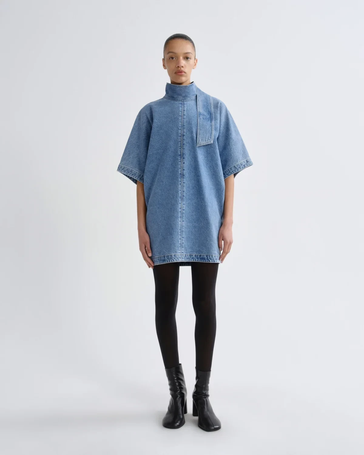 Kembra Dress (Weightless) in Magnify