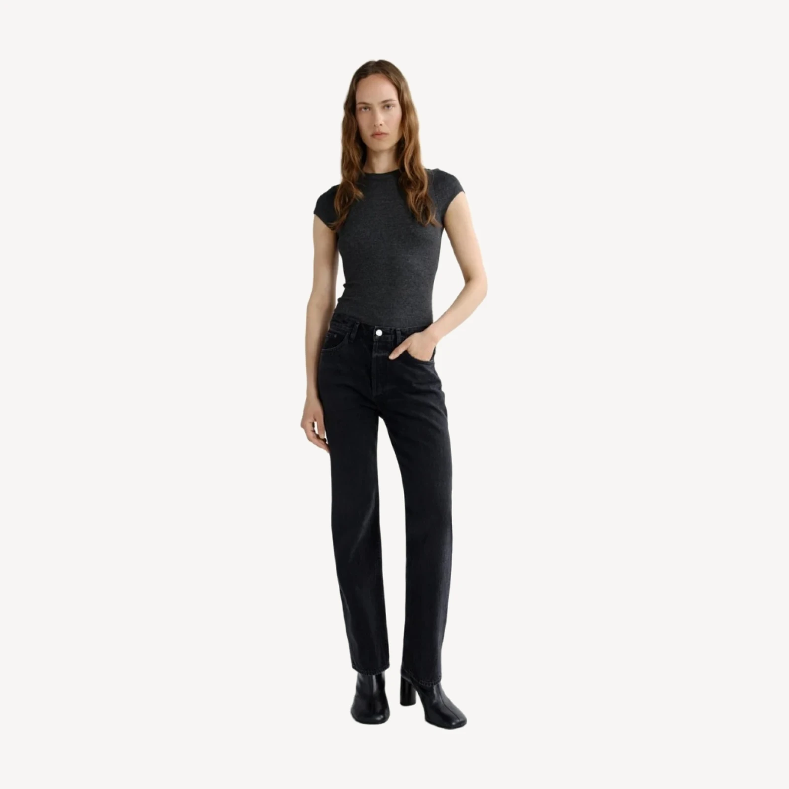 Lana Jean (Weightless) in Vanta
