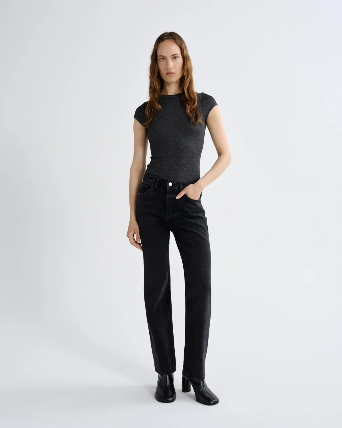Lana Jean (Weightless) in Vanta