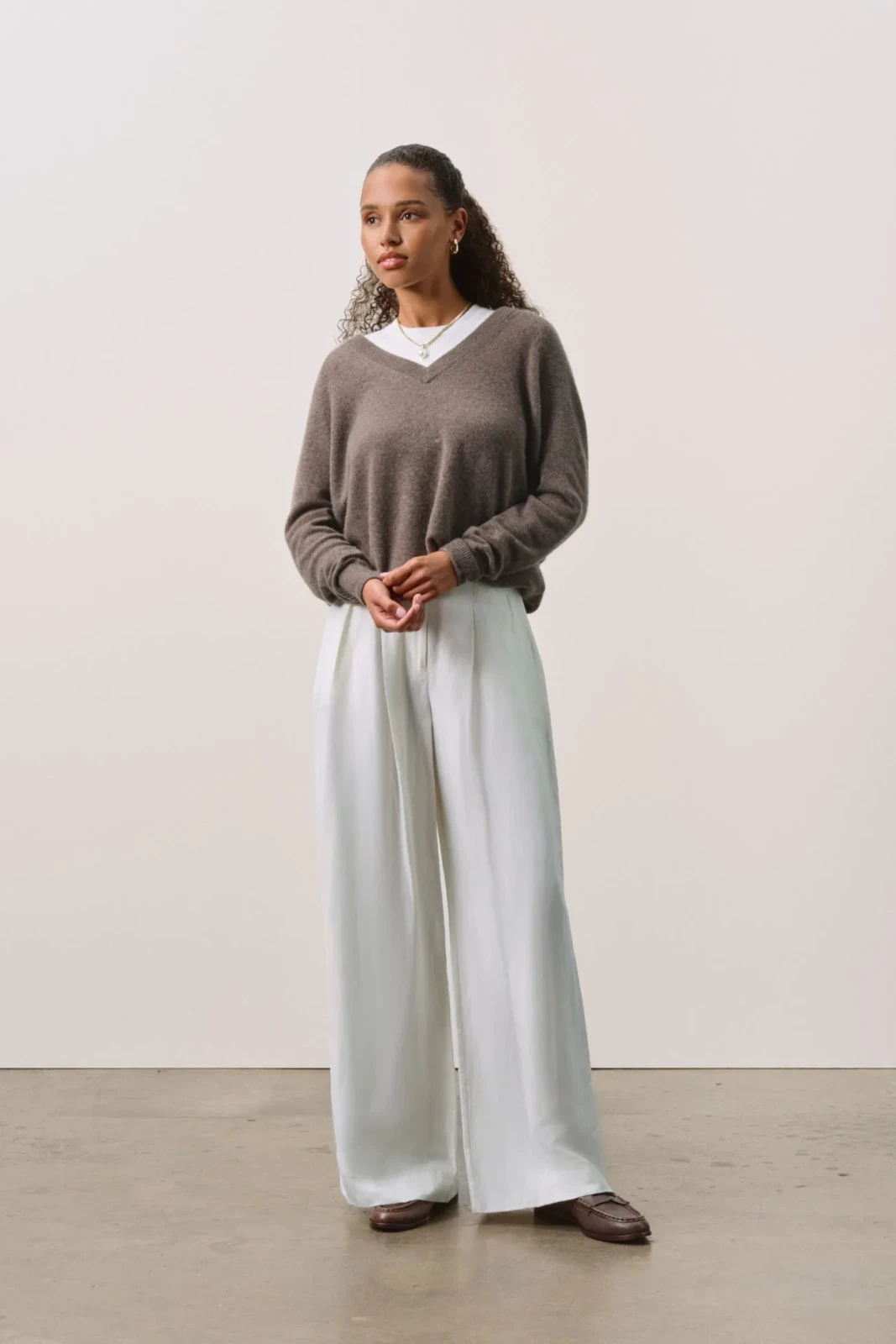 HARLYN CASHMERE V-NECK SWEATER - HEATHER COCOA