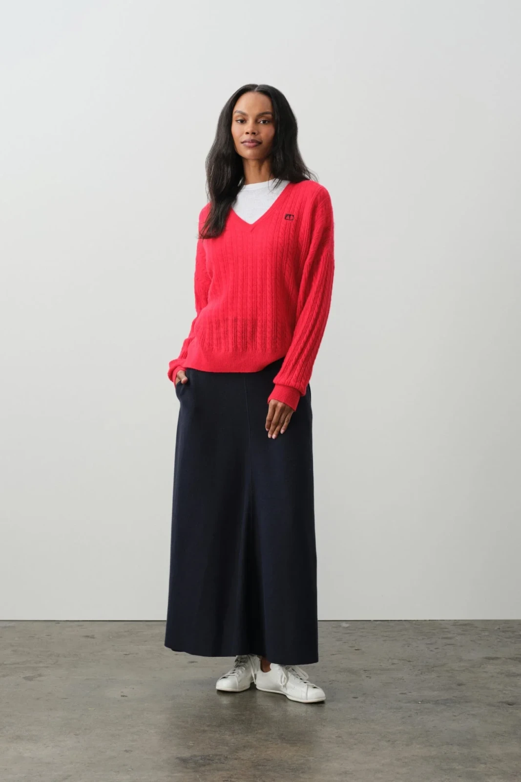 ELINA CASHMERE CABLE KNIT V-NECK - POPPY