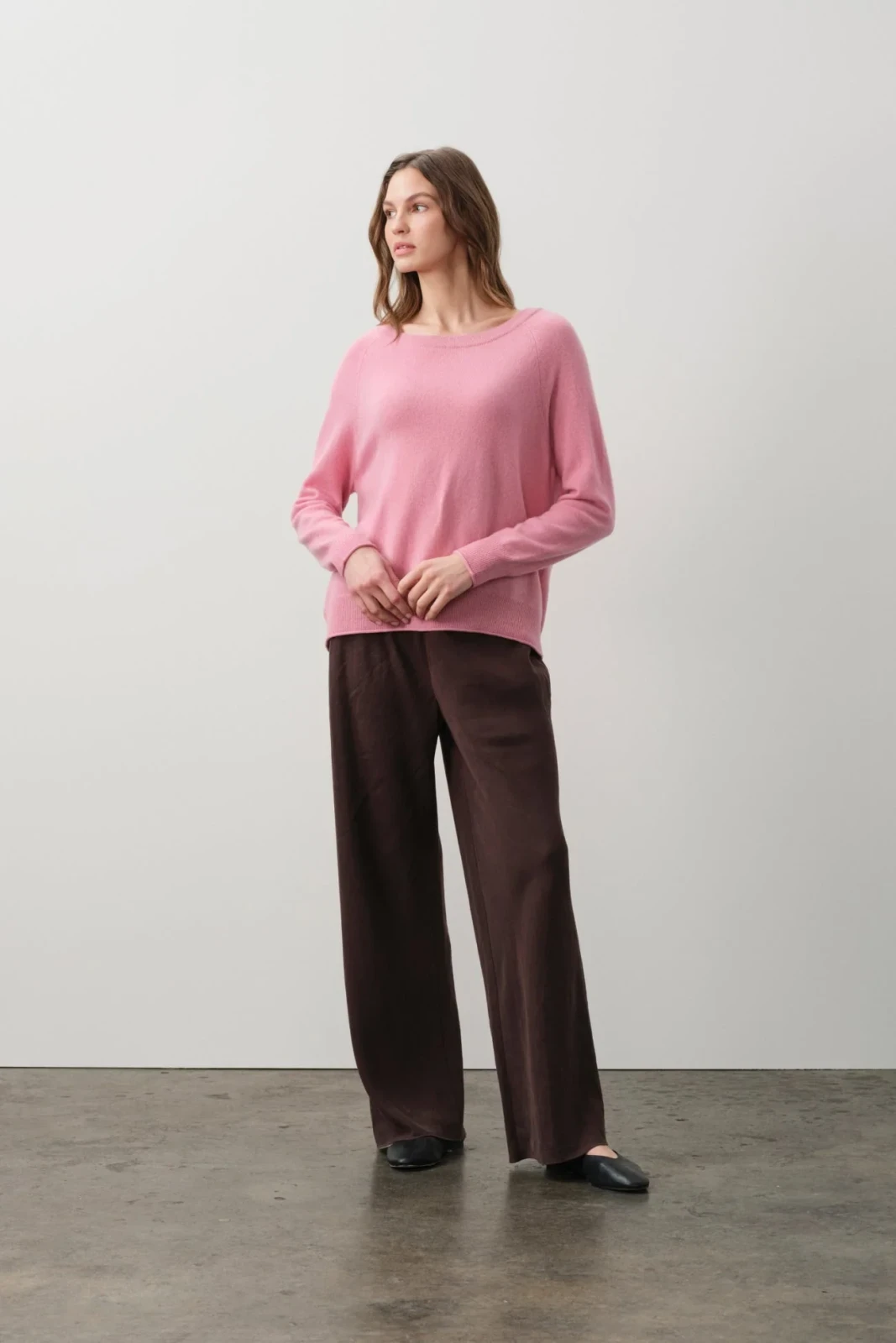 AZALEA CASHMERE OFF THE SHOULDER SWEATER - ROSEBUD