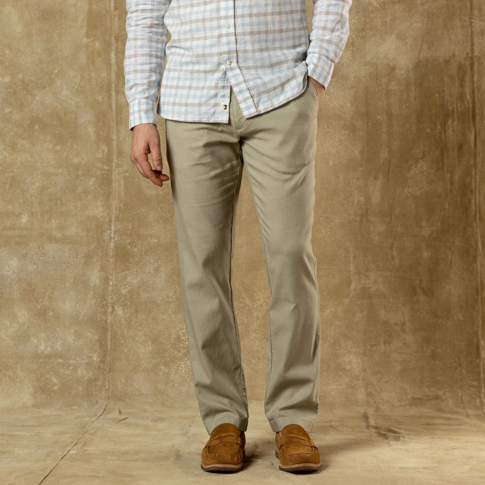 Classic Fit Linen Gold School Chino, photo 2