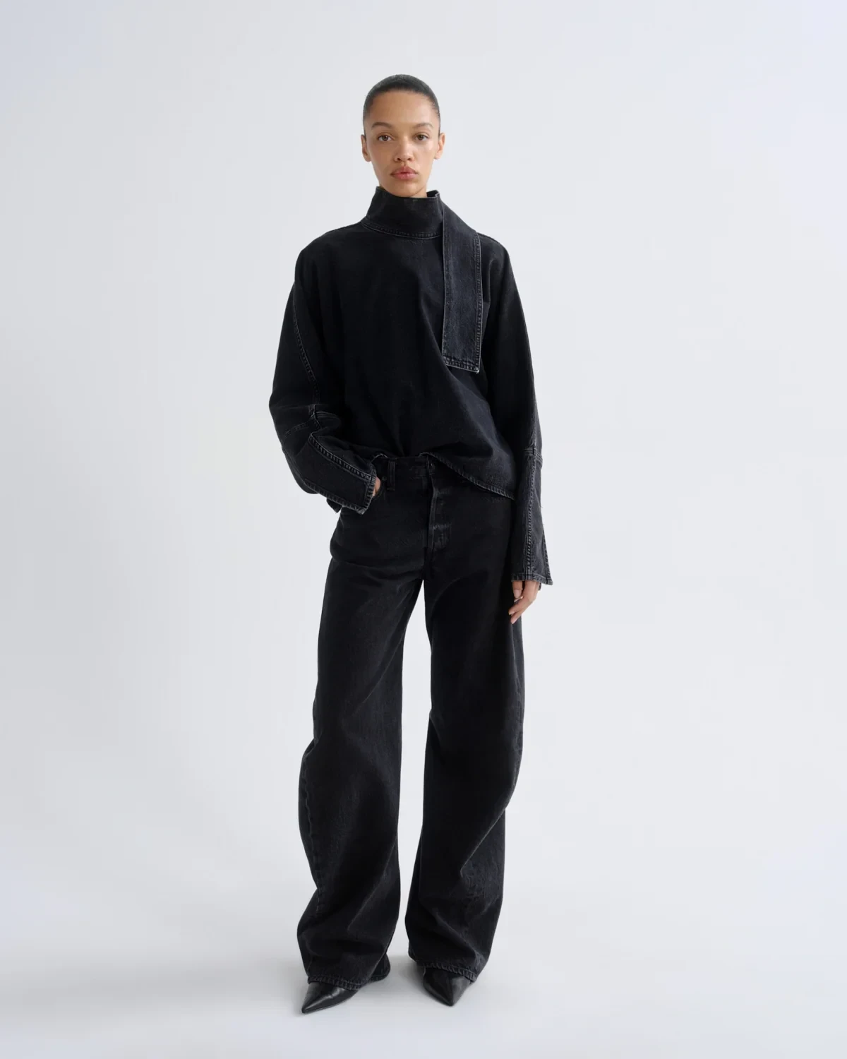 Spiral Jean (Weightless) in Vanta